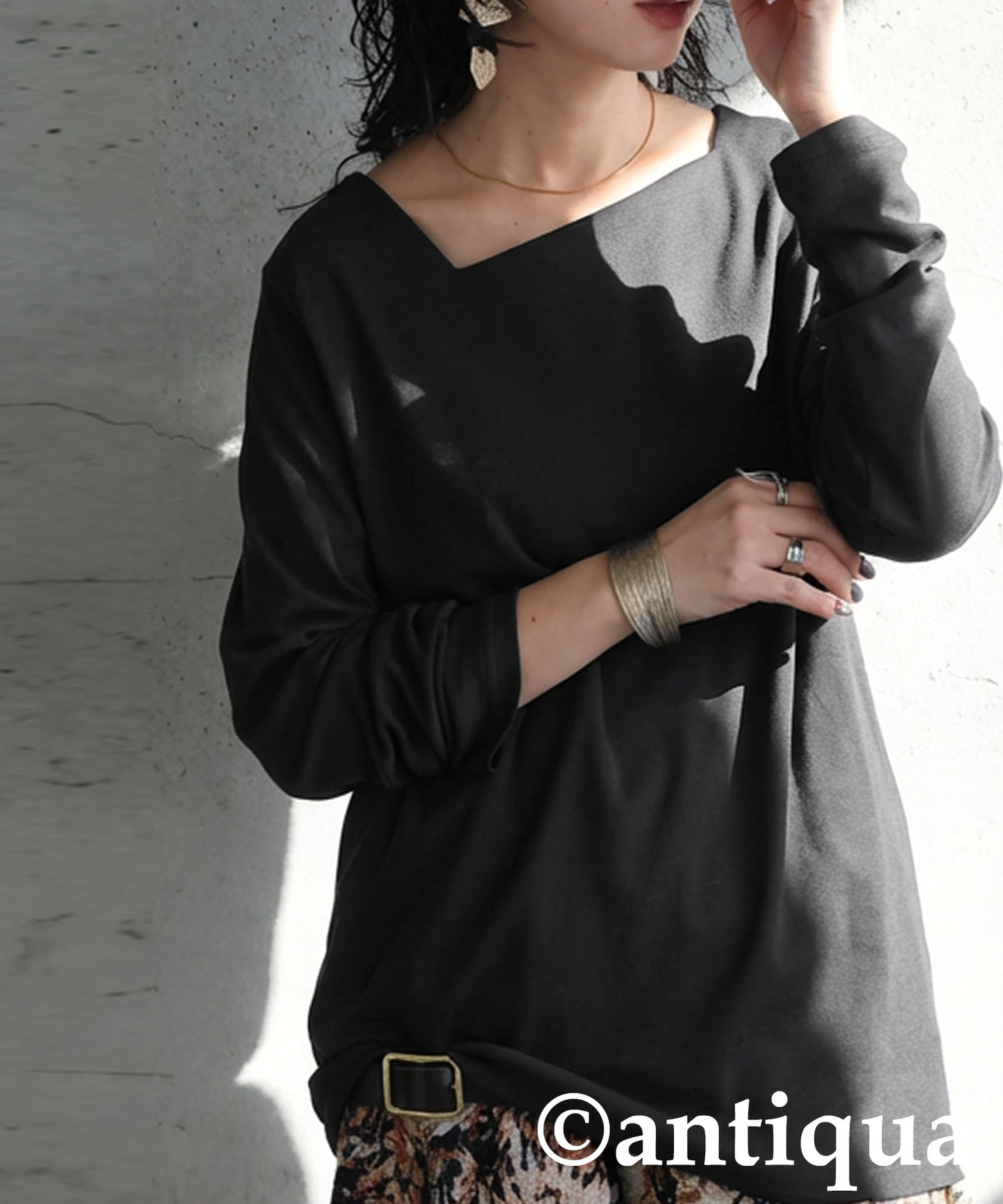 Diagonal Neck Long T-Shirt Ladies