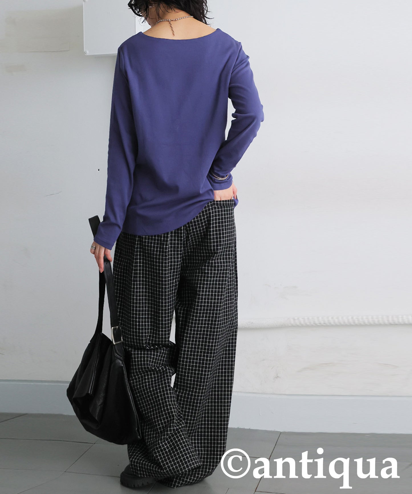 Diagonal Neck Long T-Shirt Ladies