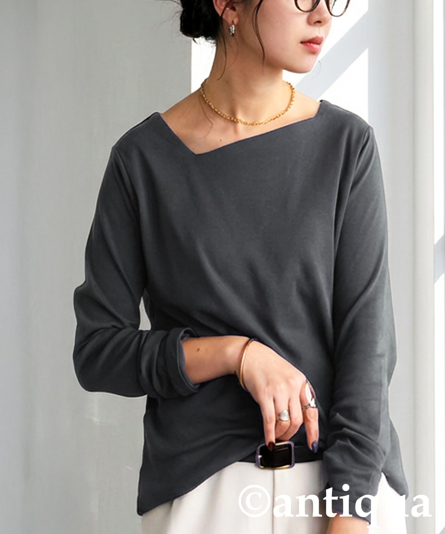 Diagonal Neck Long T-Shirt Ladies