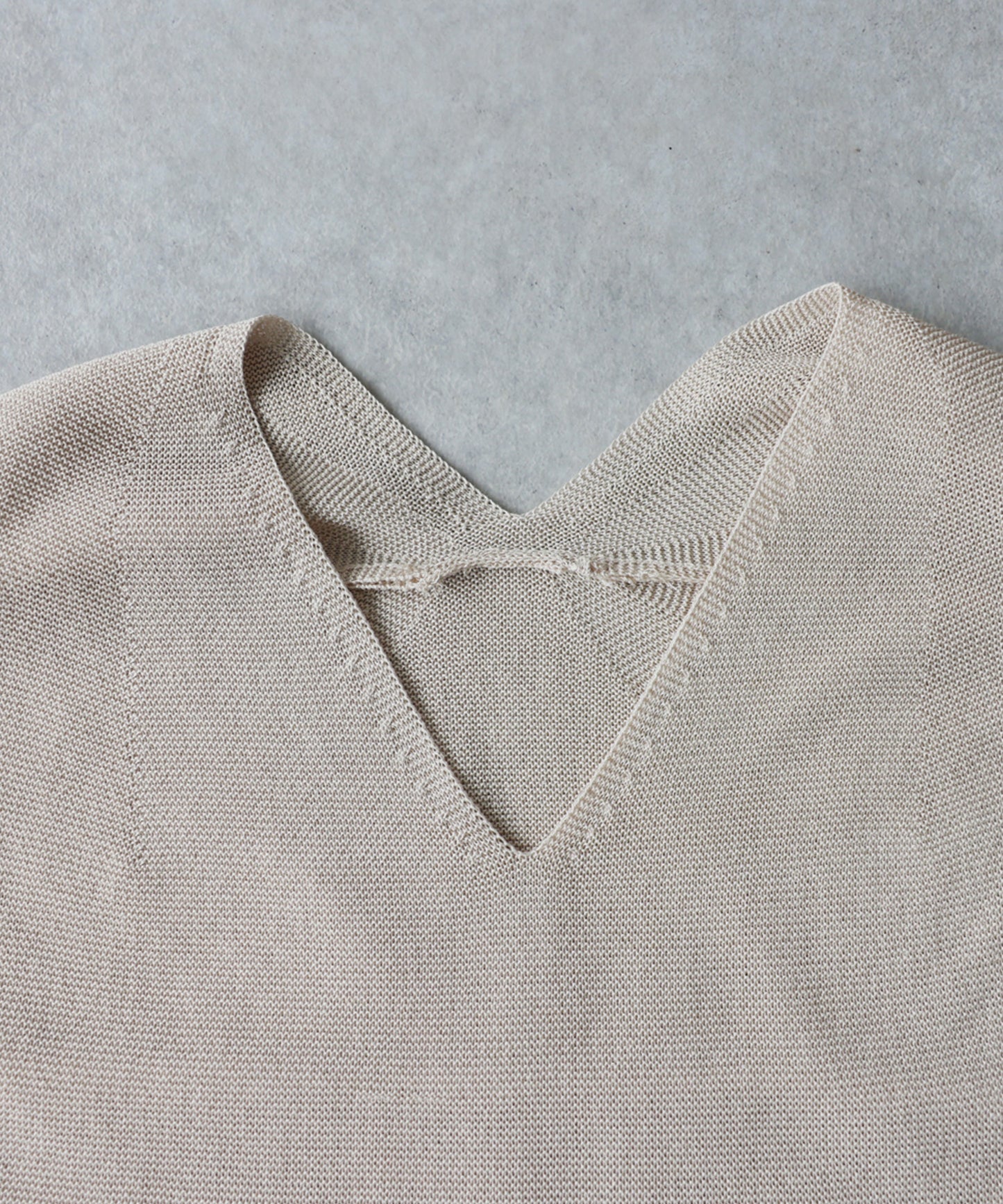 V-Neck Short-Sleeved Dolman Knit Ladies