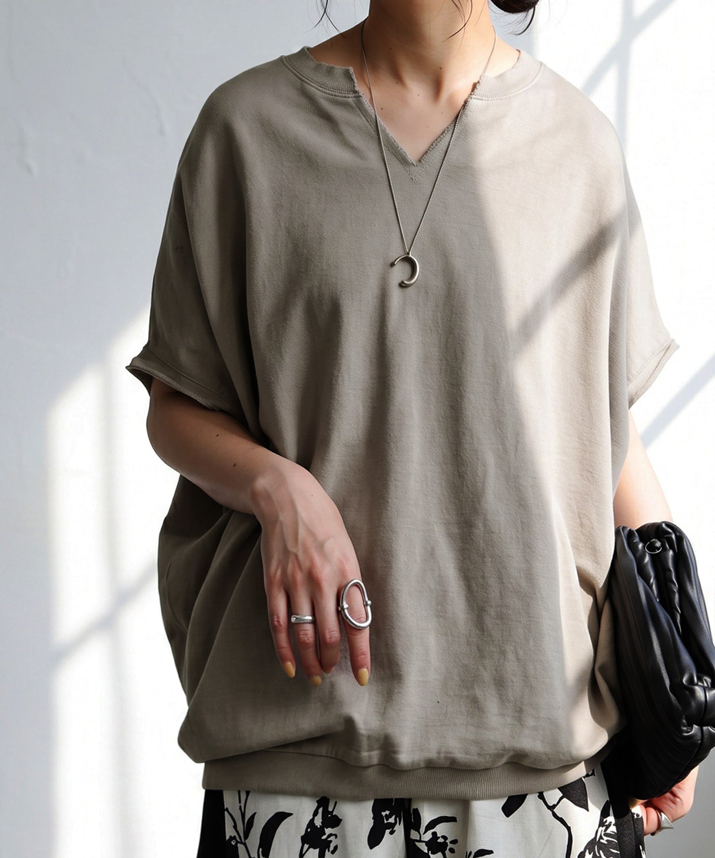 Dolman Sleeve Keyhole Neck Fleece Pullover Ladies