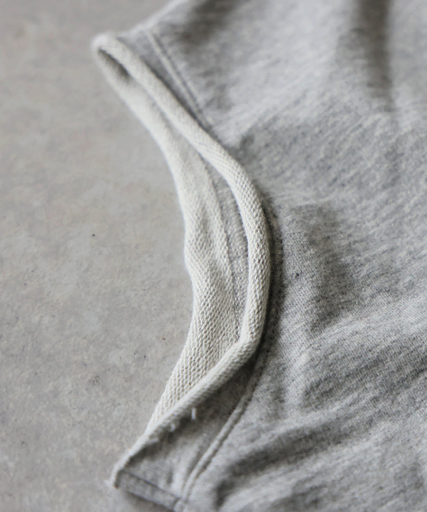 Dolman Sleeve Keyhole Neck Fleece Pullover Ladies