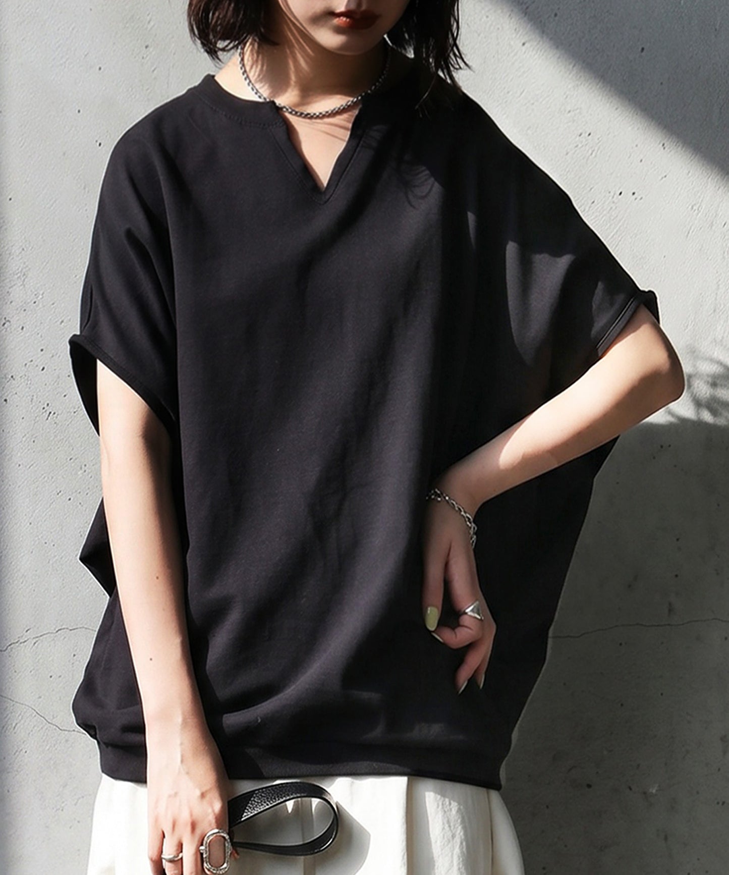 Dolman Sleeve Keyhole Neck Fleece Pullover Ladies
