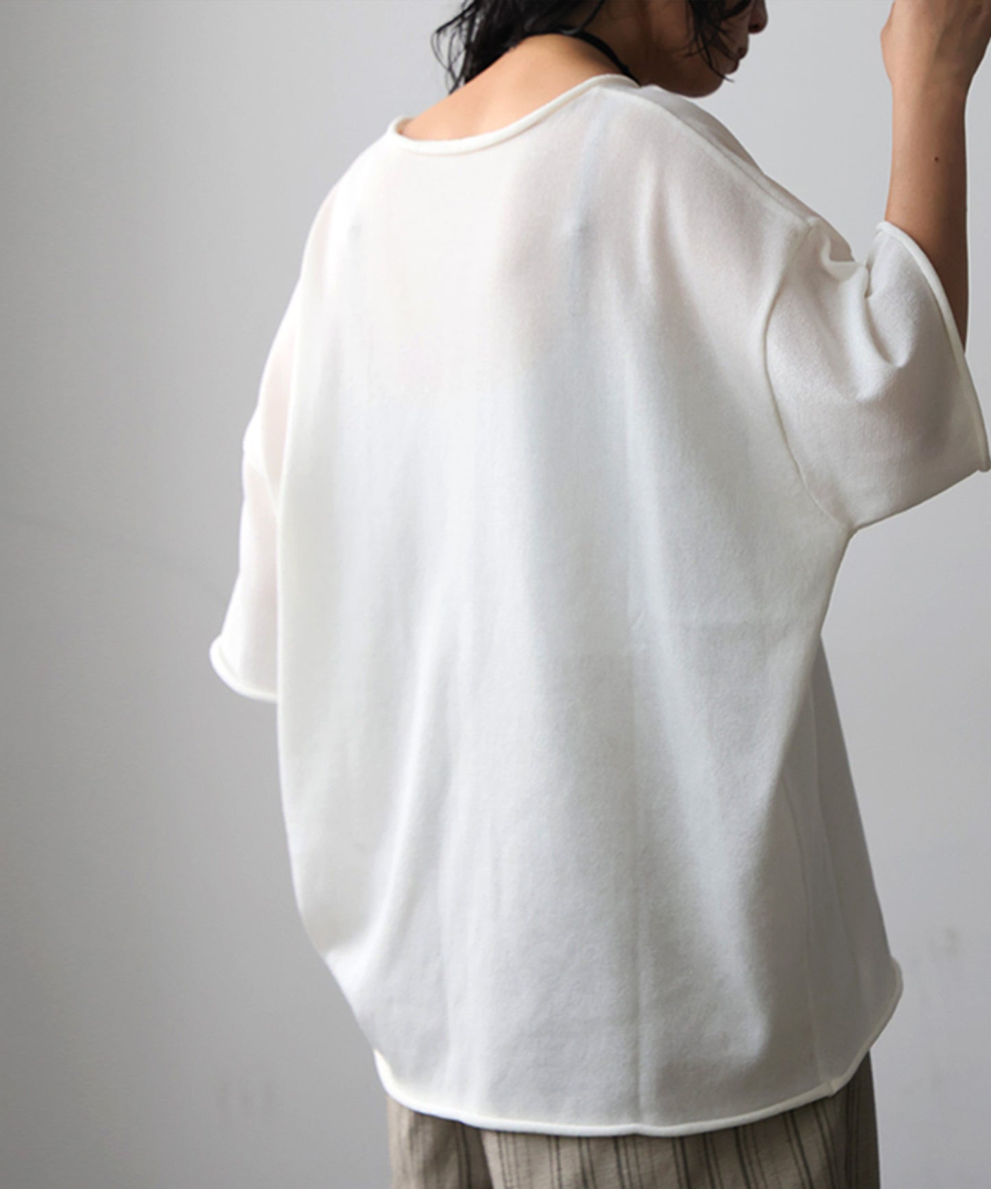 V-Neck Sheer Knit T-Shirt Ladies