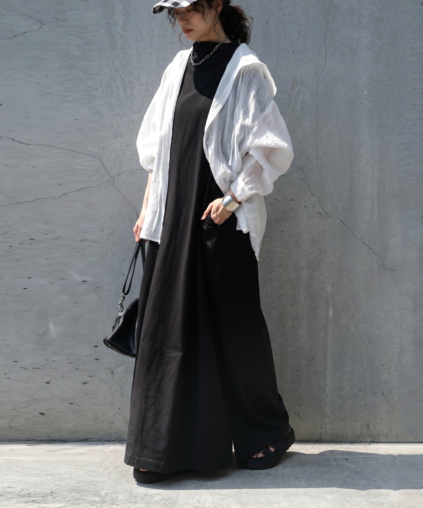 100% Cotton Bottleneck Wrench Sleeve Dress Ladies