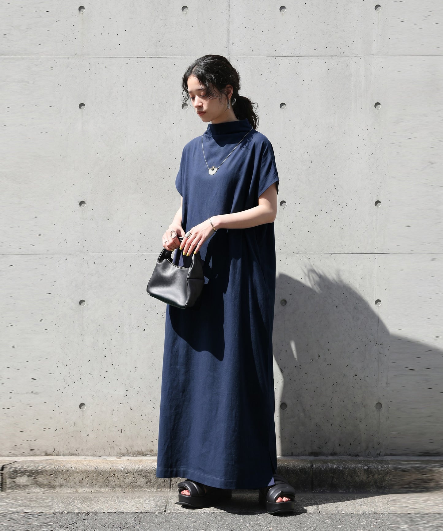 100% Cotton Bottleneck Wrench Sleeve Dress Ladies