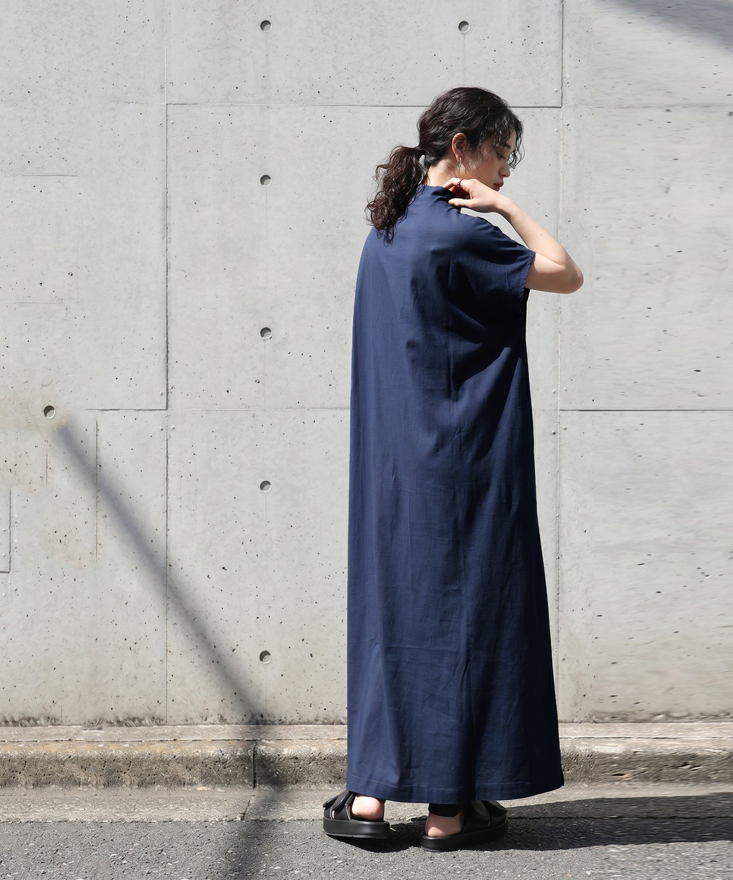 100% Cotton Bottleneck Wrench Sleeve Dress Ladies