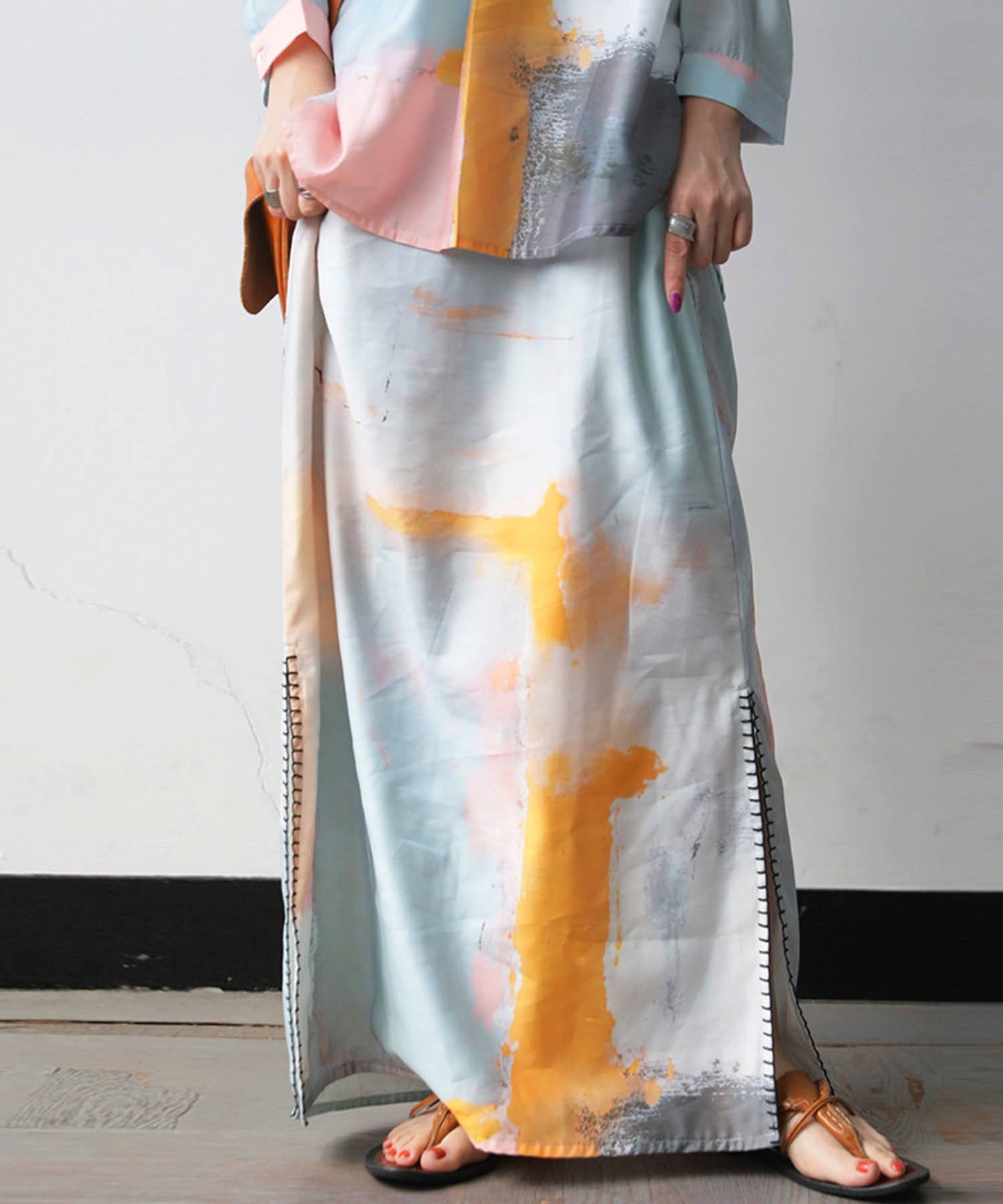 Side-Stitched Long Skirt Ladies