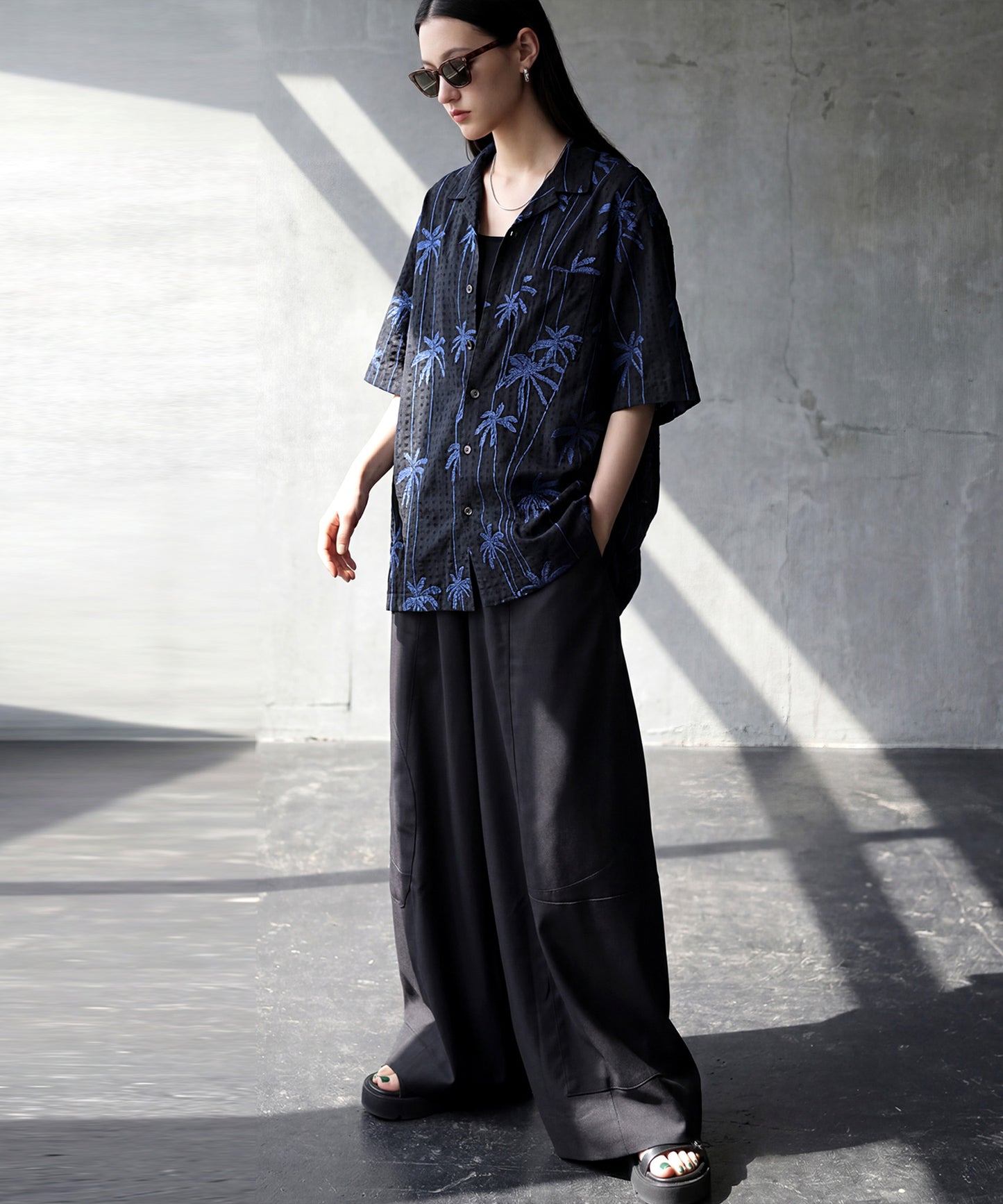 NUUUII 100% Cotton Dobby Weave Shirt With Palm Tree Embroidery Ladies