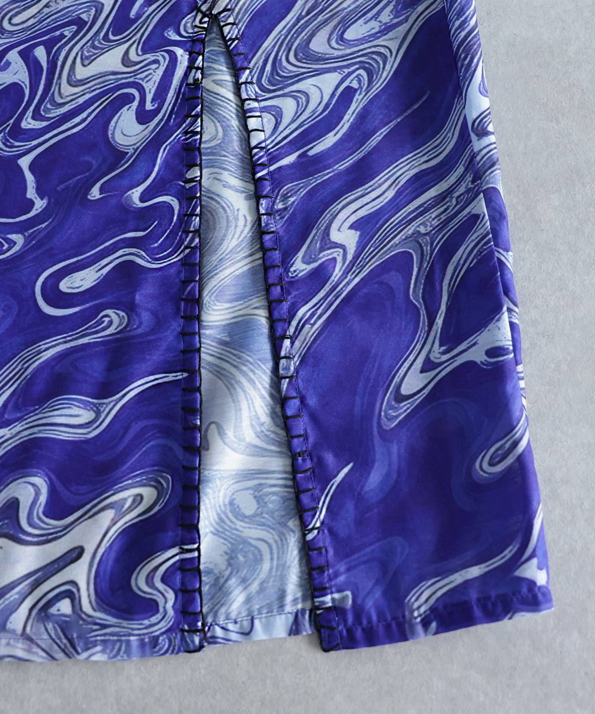 NUUUII Marble Pattern Slit Long Skirt Ladies