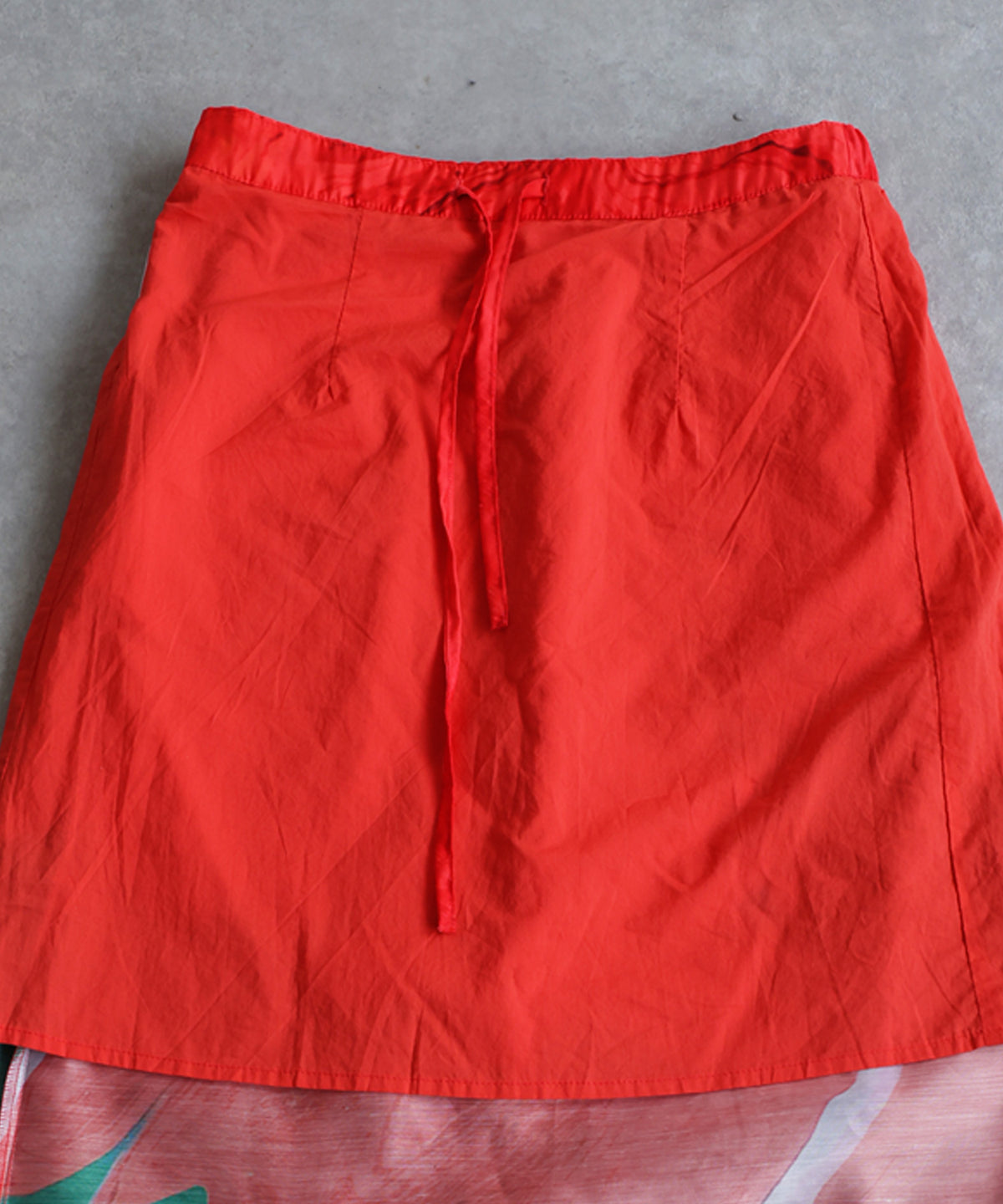 NUUUII I-Line Slit Art Skirt Ladies