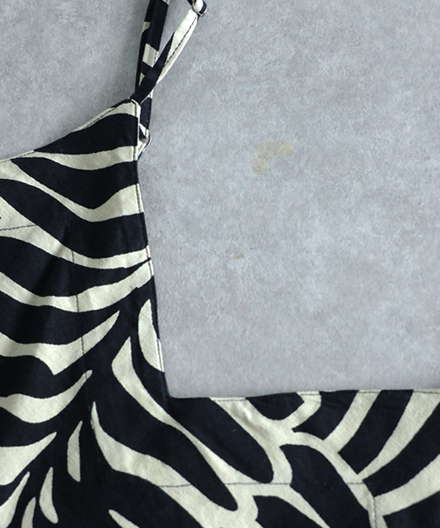 NUUUII Leaf Print Zebra Print Cotton Linen Flared Camisole Dress Ladies
