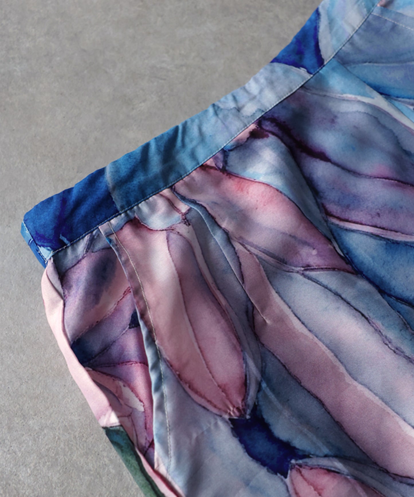 NUUUII Watercolor Floral Print Long Skirt With Front Slit Ladies