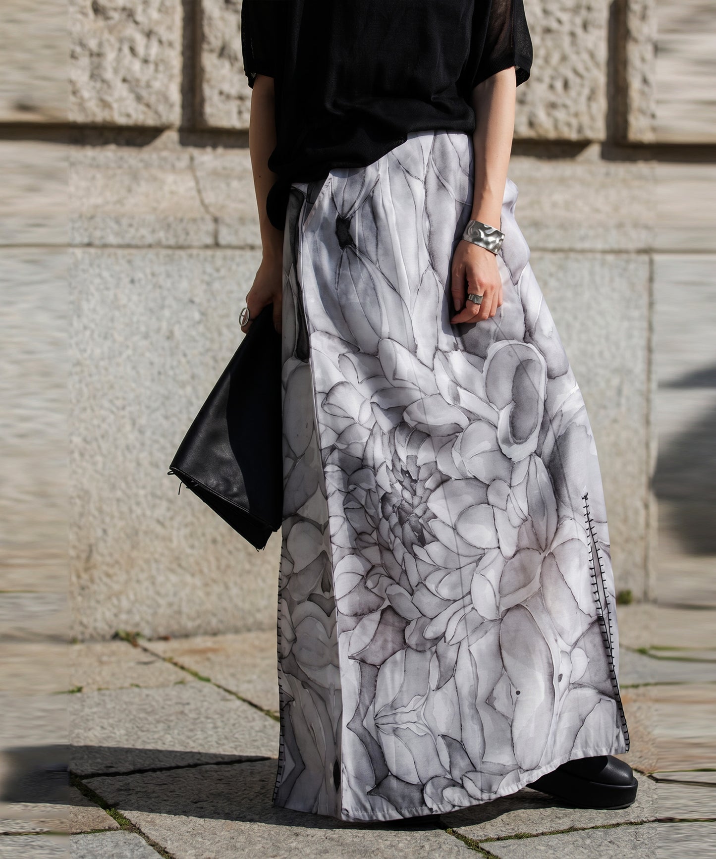 NUUUII Watercolor Floral Print Long Skirt With Front Slit Ladies