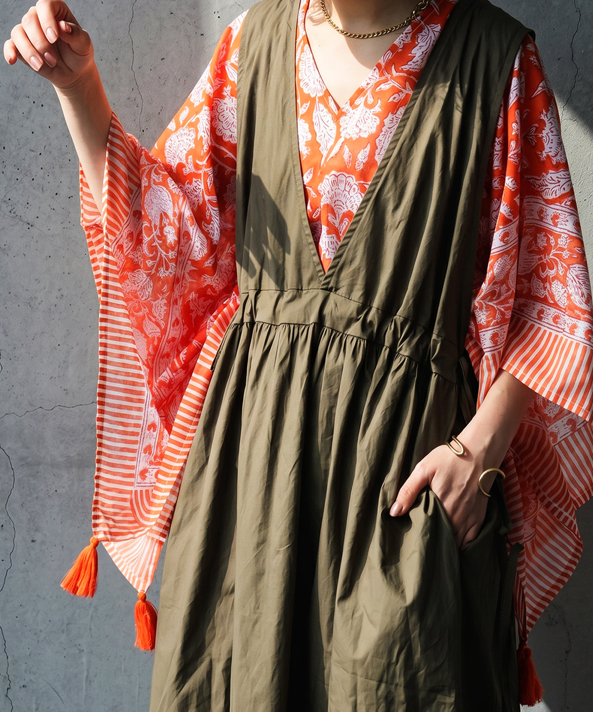 NUUUII All-Over Print, 100% Cotton, Paisley Pattern Poncho Blouse Ladies