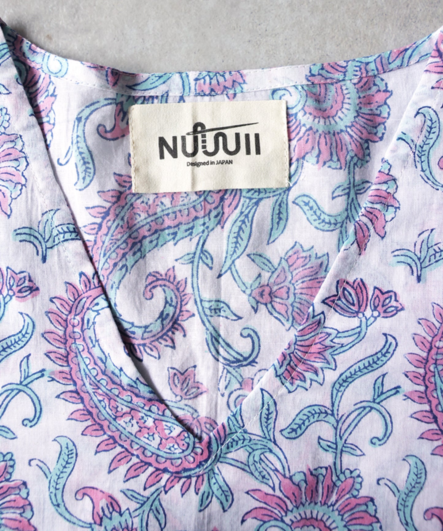 NUUUII All-Over Print, 100% Cotton, Paisley Pattern Poncho Blouse Ladies