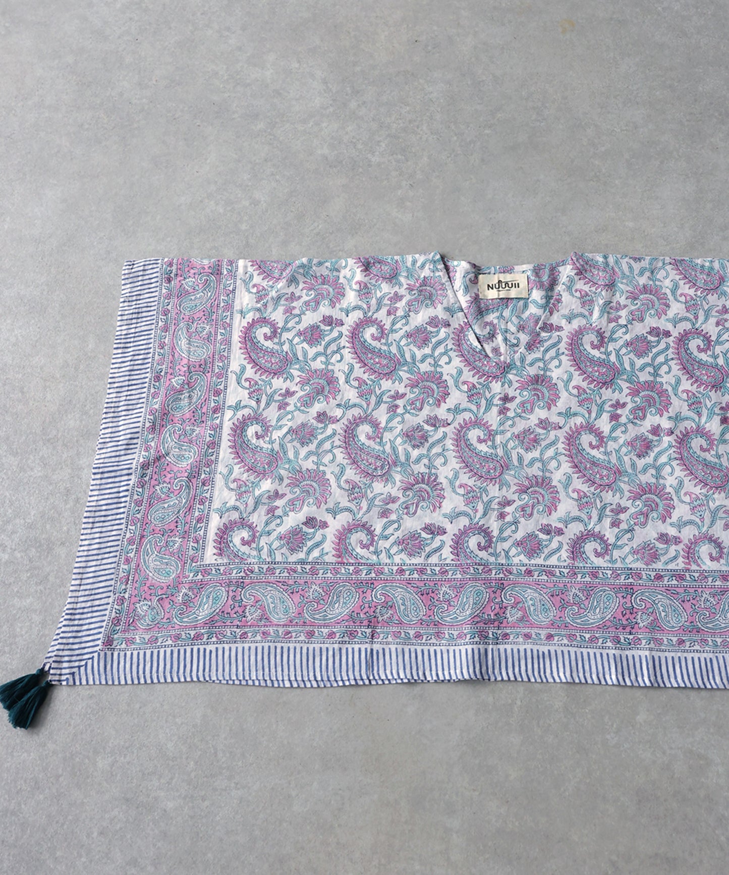 NUUUII All-Over Print, 100% Cotton, Paisley Pattern Poncho Blouse Ladies