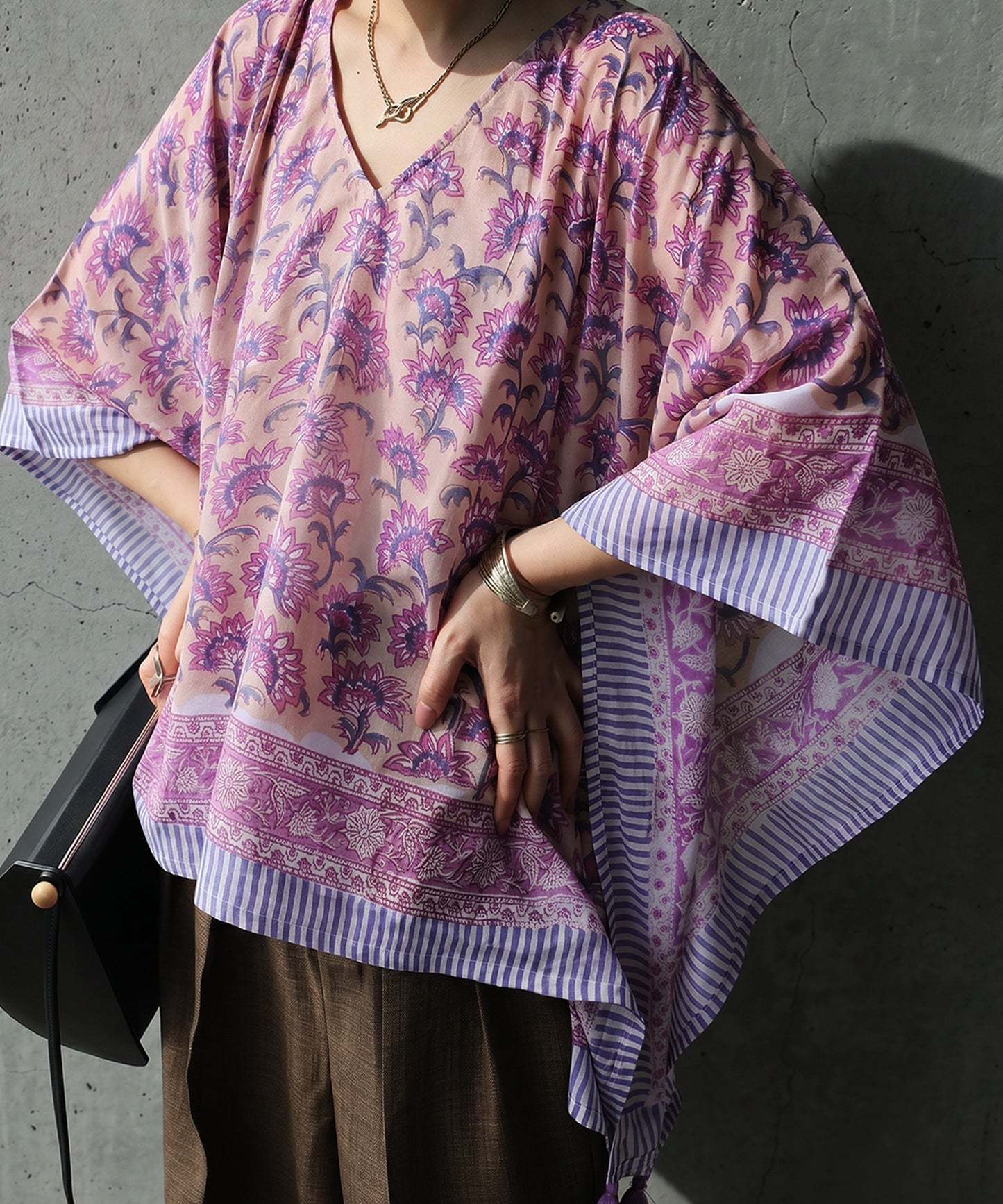 NUUUII All-Over Print, 100% Cotton, Paisley Pattern Poncho Blouse Ladies