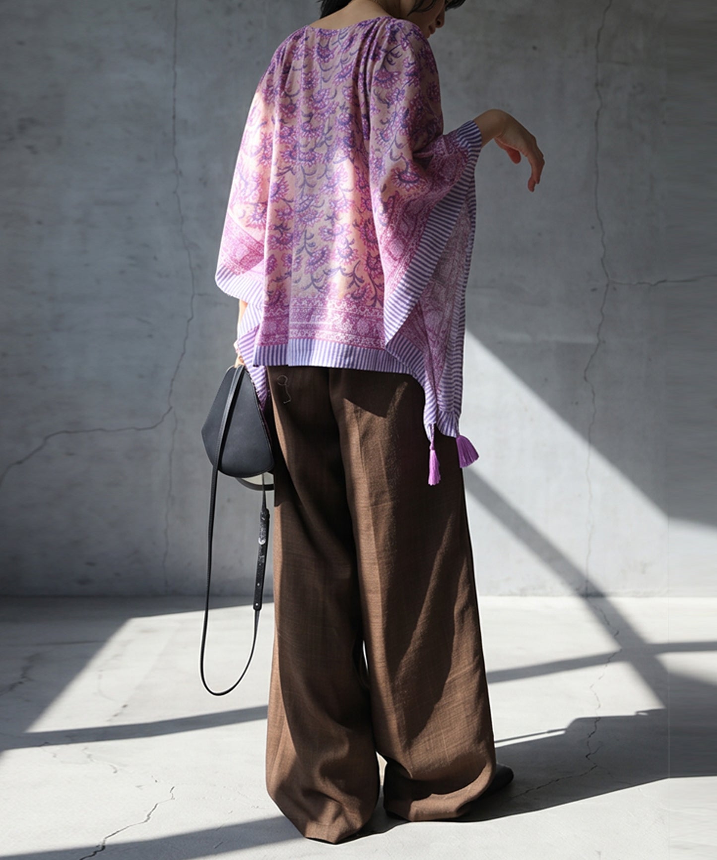 NUUUII All-Over Print, 100% Cotton, Paisley Pattern Poncho Blouse Ladies