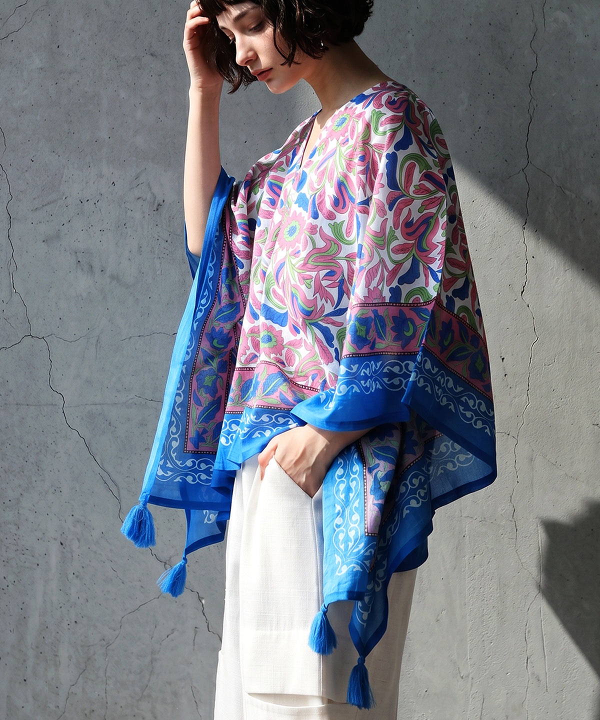 NUUUII All-Over Print, 100% Cotton, Paisley Pattern Poncho Blouse Ladies