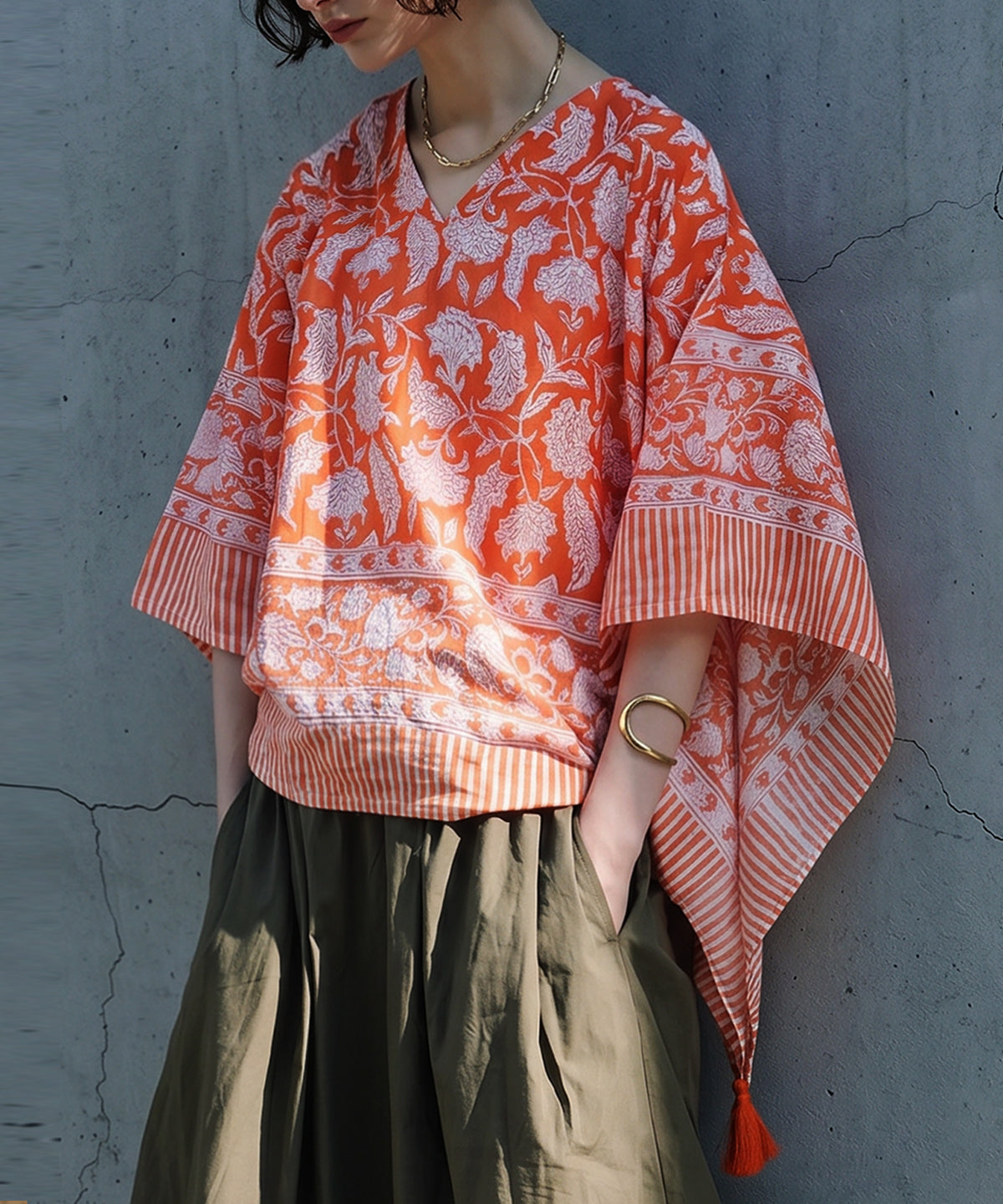 NUUUII All-Over Print, 100% Cotton, Paisley Pattern Poncho Blouse Ladies