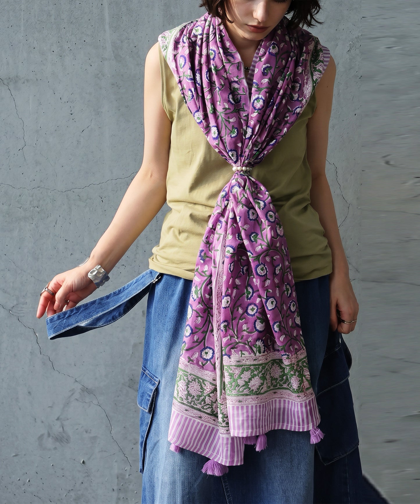 NUUUII Large-Size Botanical Print 100% Cotton Stole With Tassels Ladies