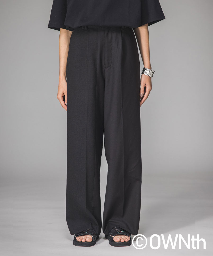 Asymmetry Design Tuck Pants Unisex