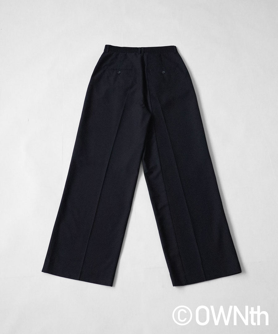 Asymmetry Design Tuck Pants Unisex