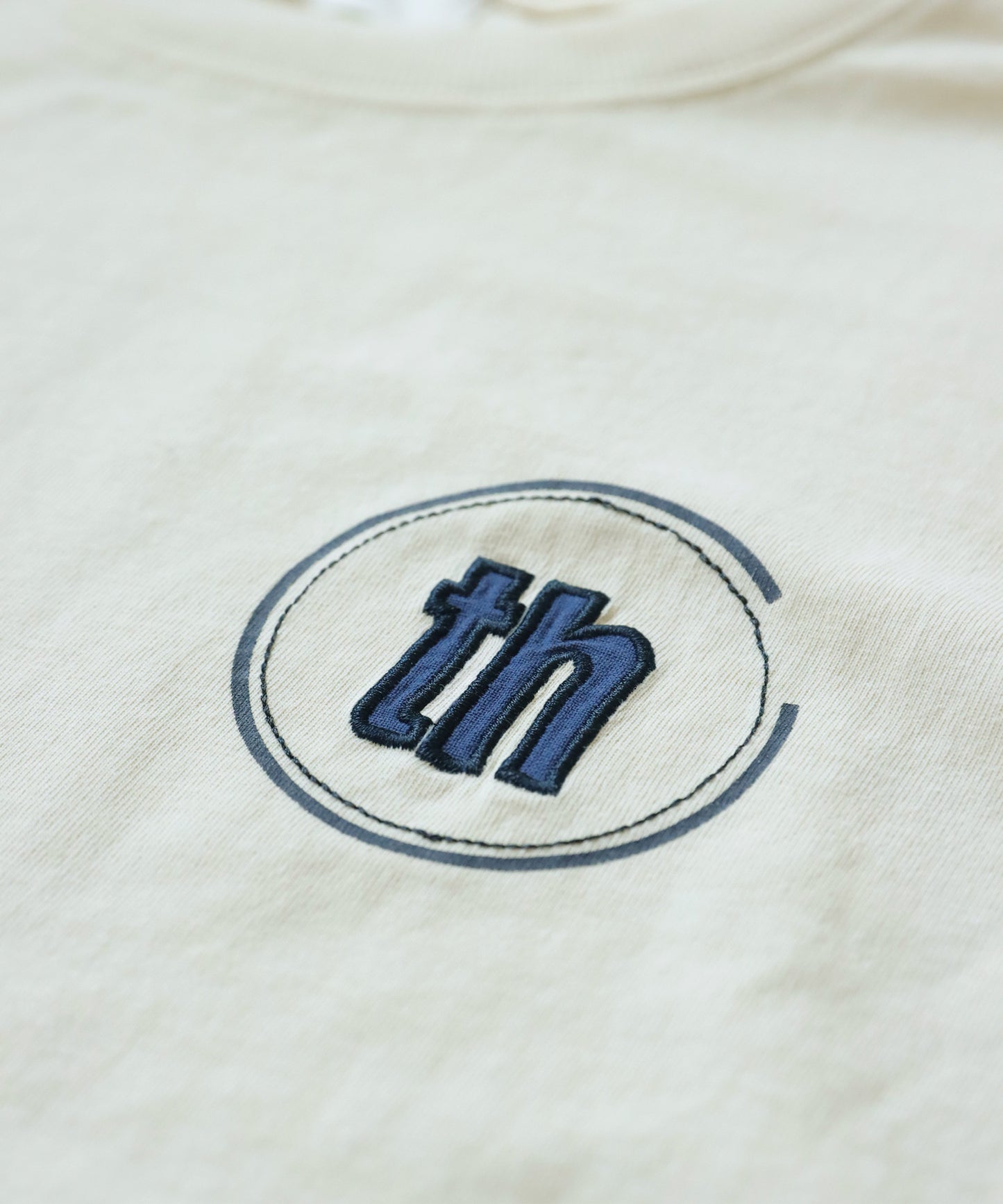Th Logo T-Shirt Unisex