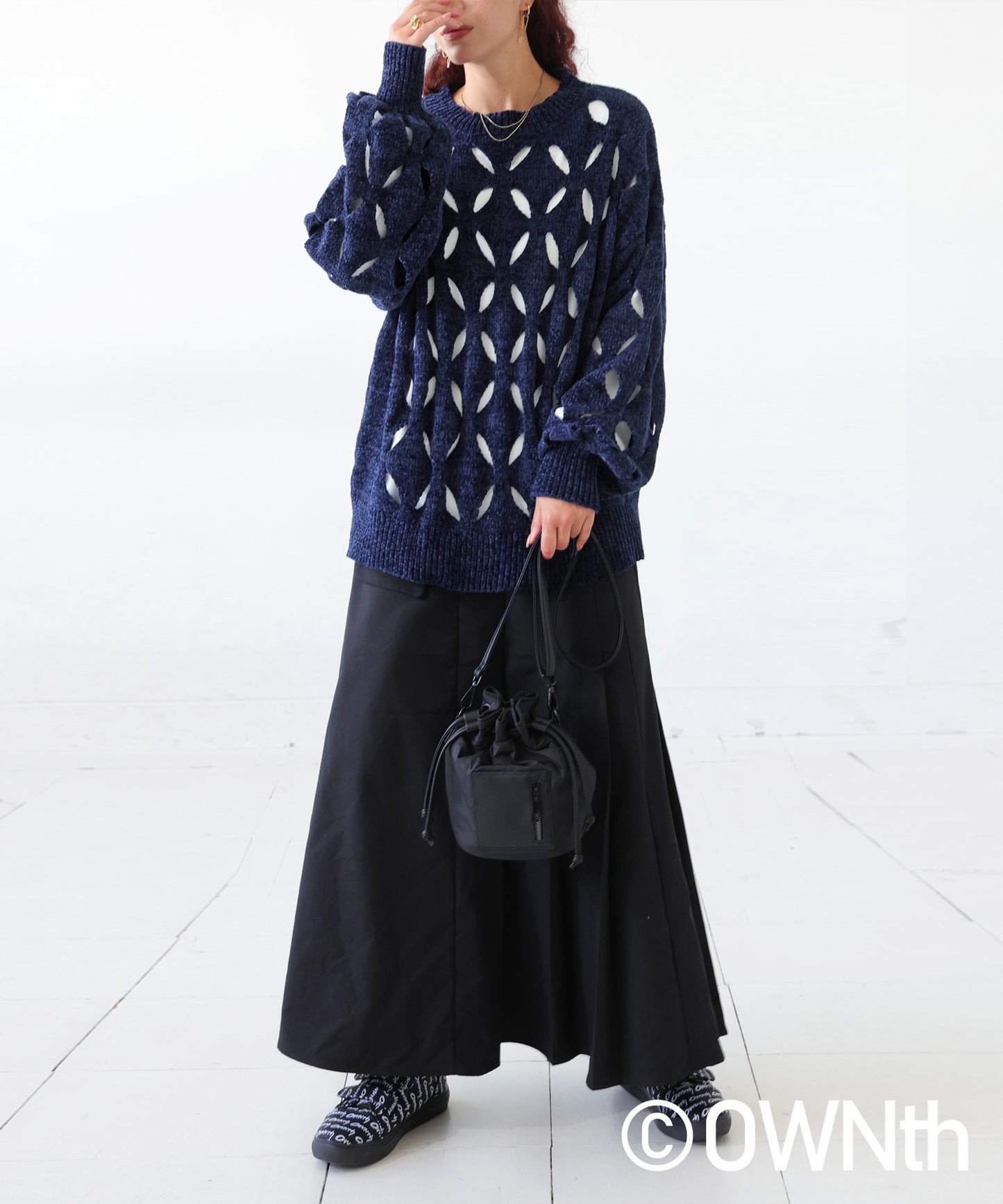 OWNth Diamond Pattern Cutout Crew Neck Knit Tops Ladies