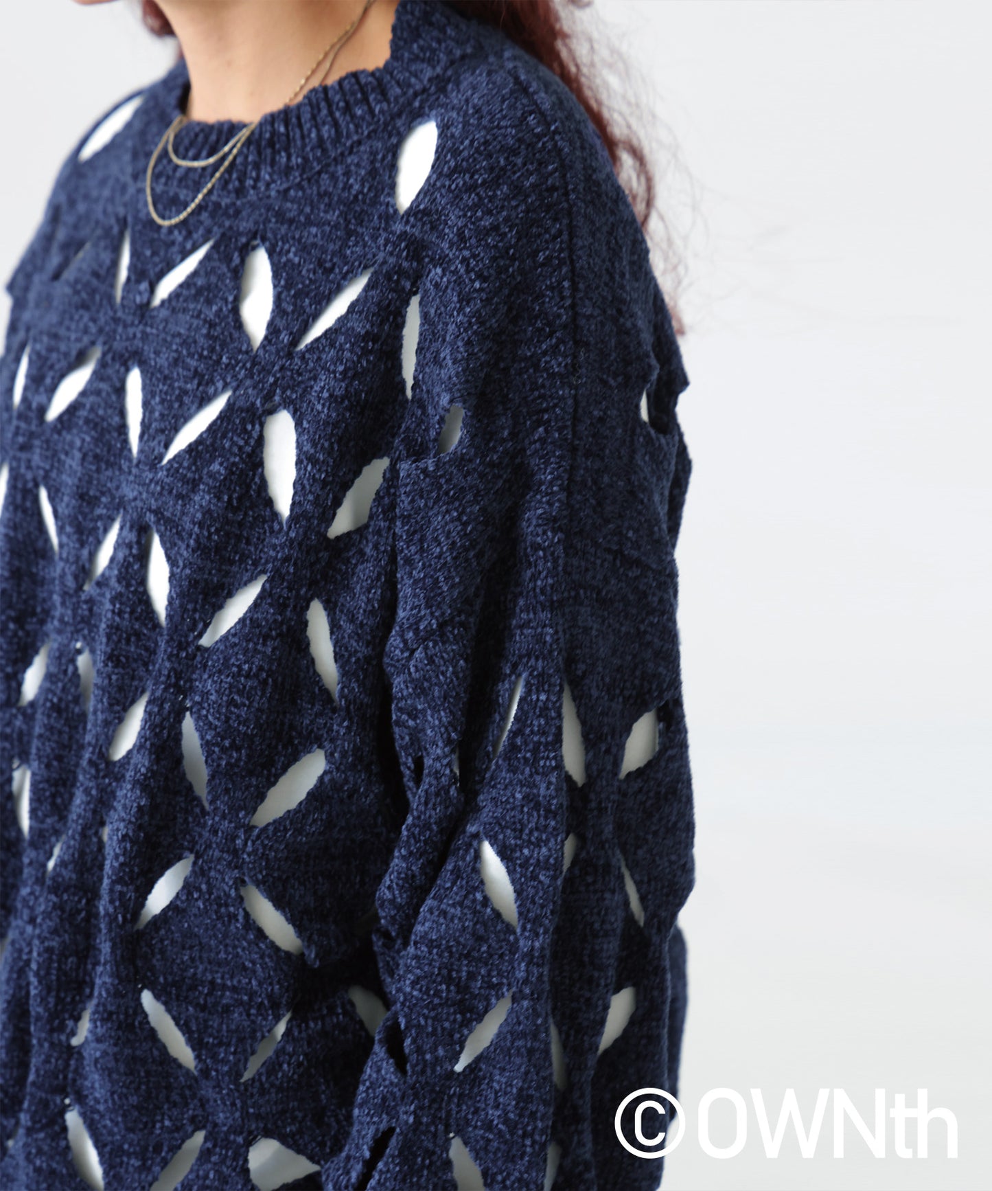 OWNth Diamond Pattern Cutout Crew Neck Knit Tops Ladies