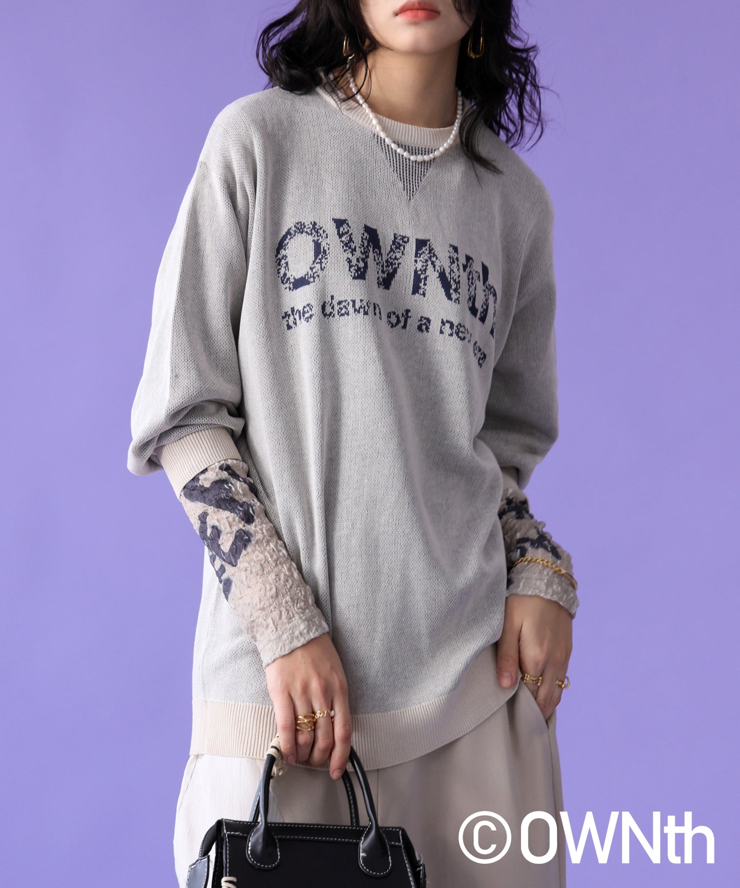 OWNth Painted English Letters Long Sleeve Pullover Ladies