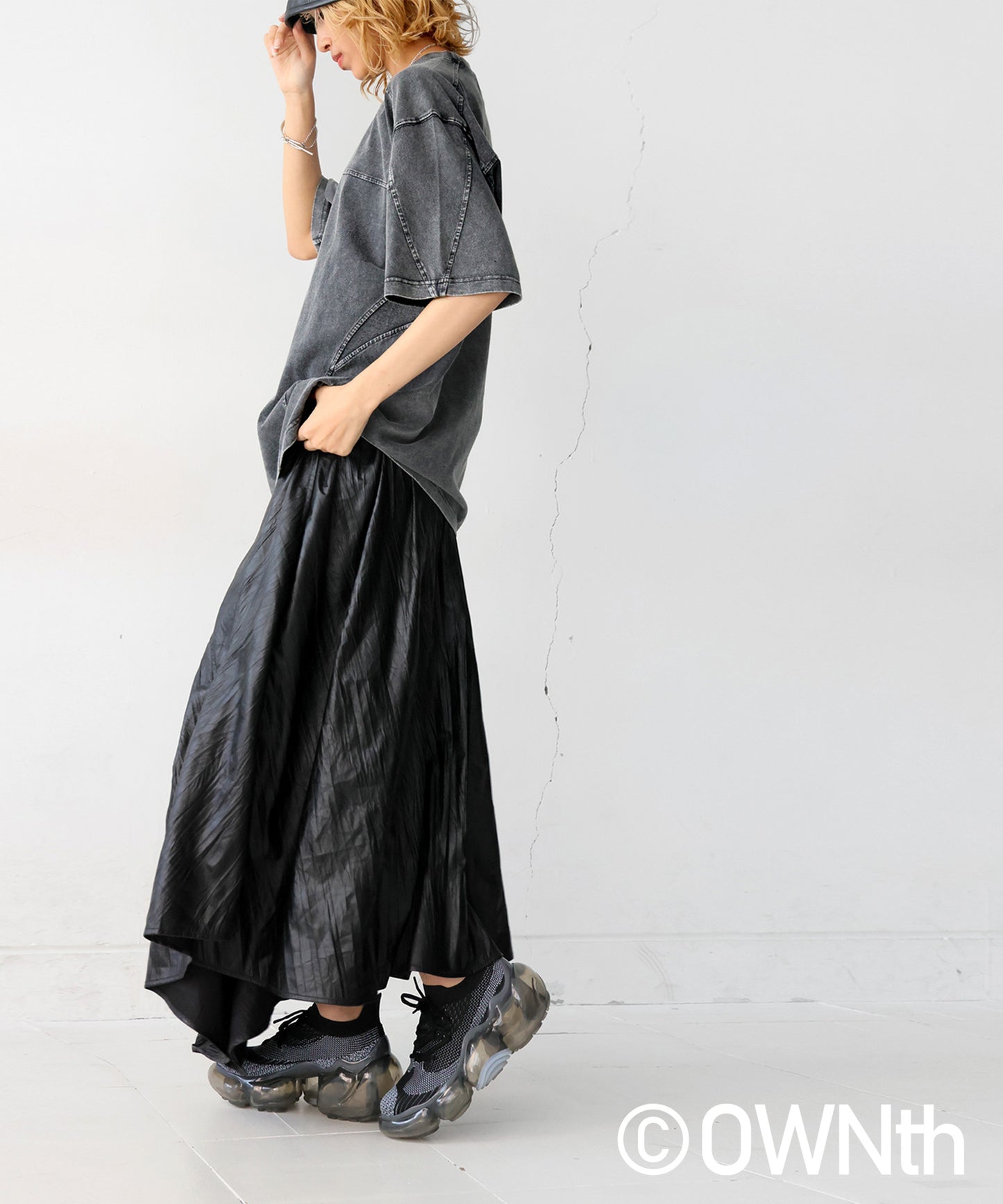 OWNth Unisex Rib Switching Design T-Shirt