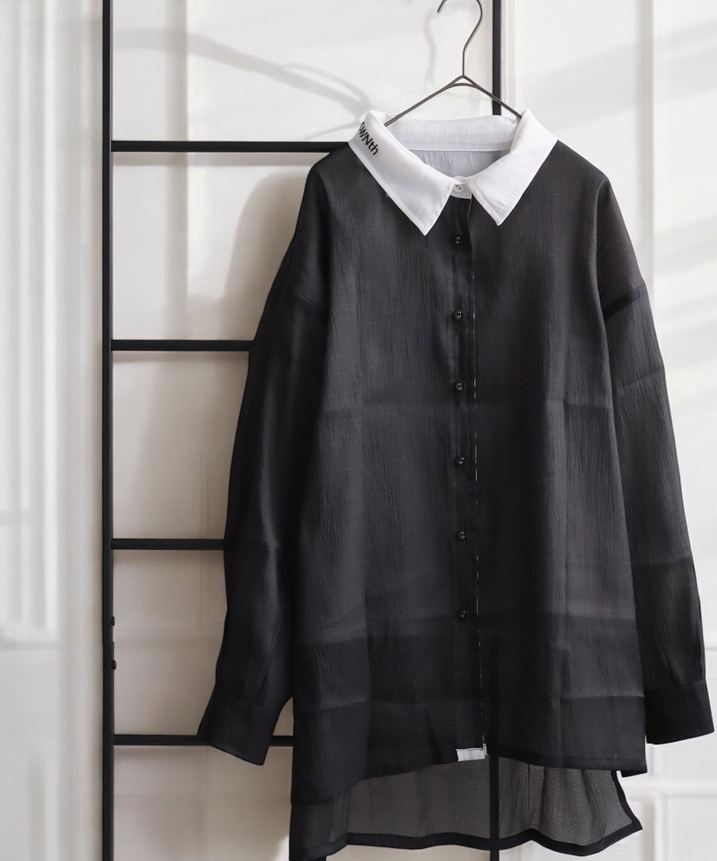 Ladies Bicolor Logo Embroidery 2-Way Shirt