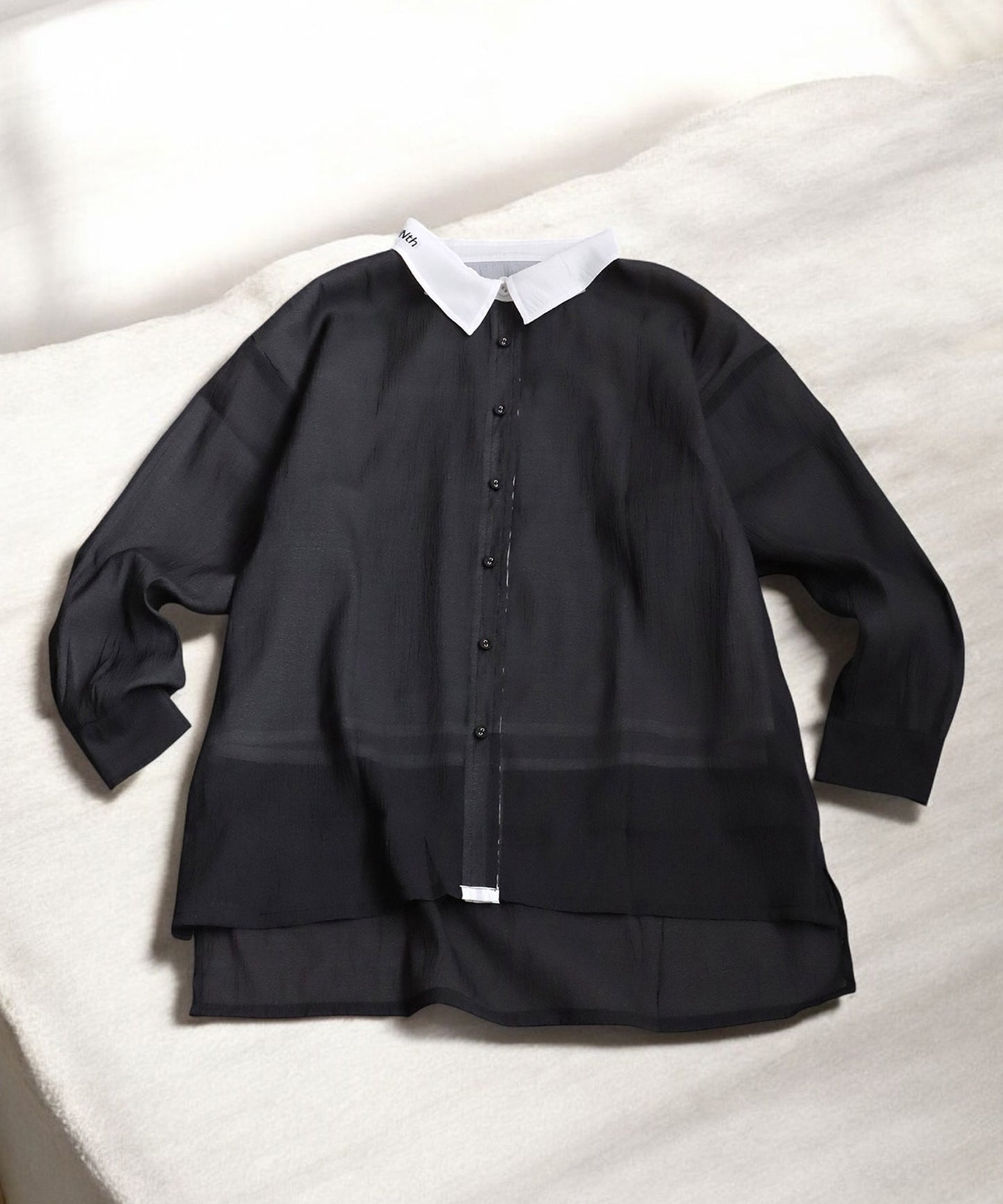 Ladies Bicolor Logo Embroidery 2-Way Shirt