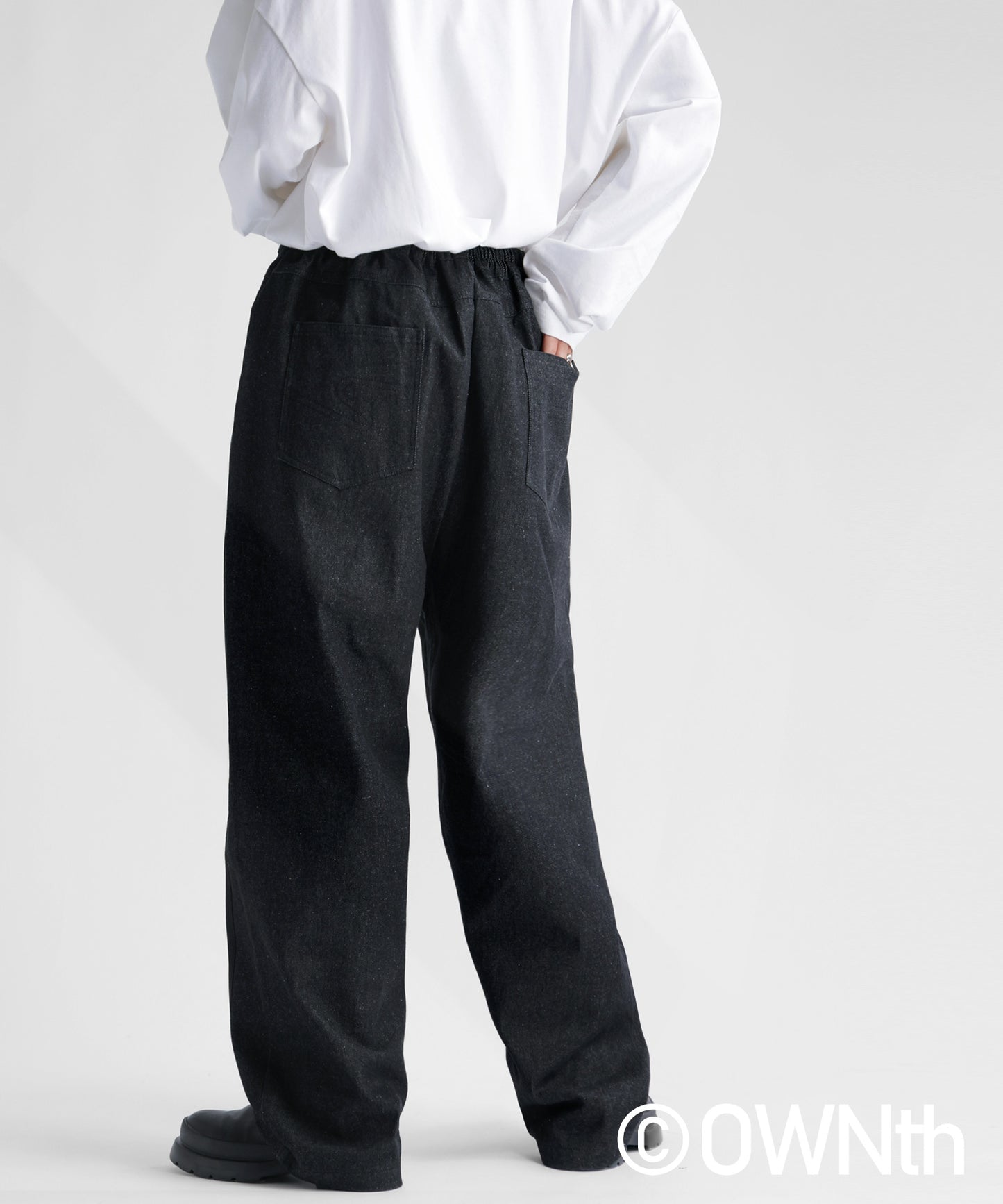 Bicolor denim docking Tapered pants Unisex