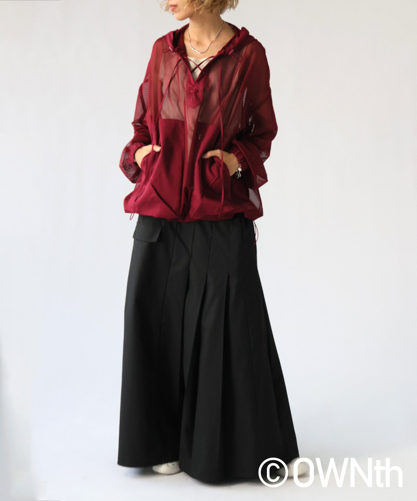 Gathered Sleeve Mesh Pullover Ladies