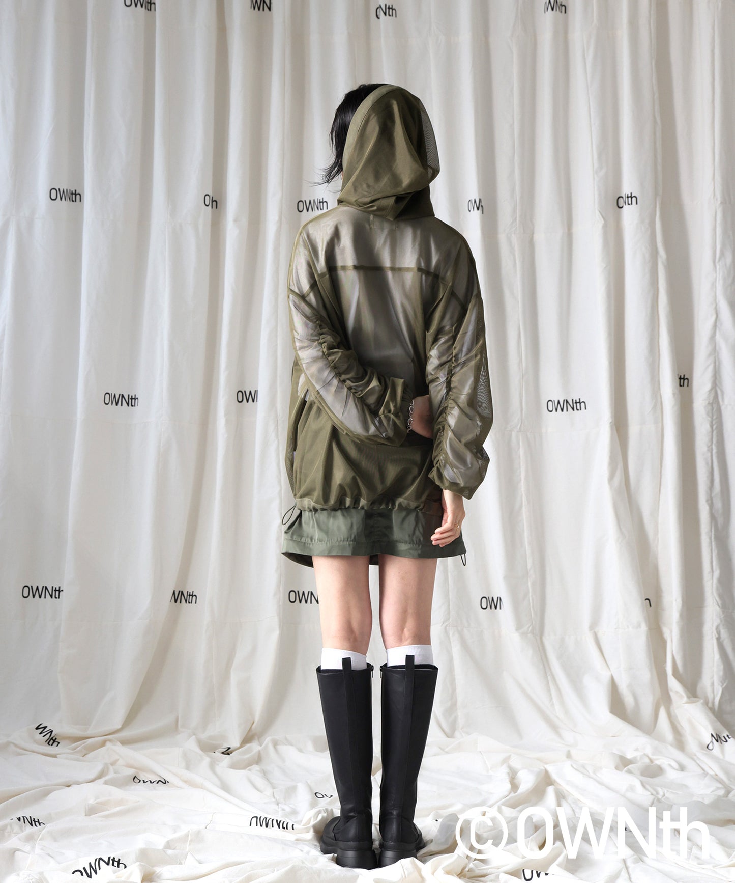 Gathered Sleeve Mesh Pullover Ladies