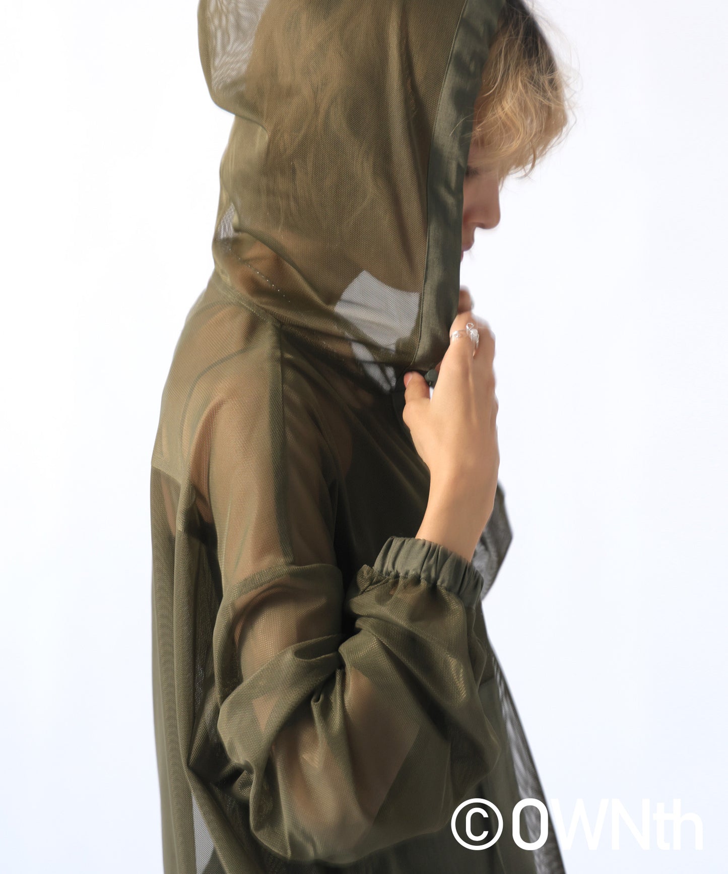 Gathered Sleeve Mesh Pullover Ladies