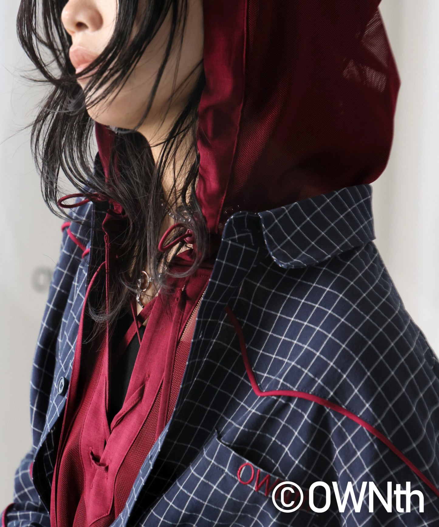 Gathered Sleeve Mesh Pullover Ladies