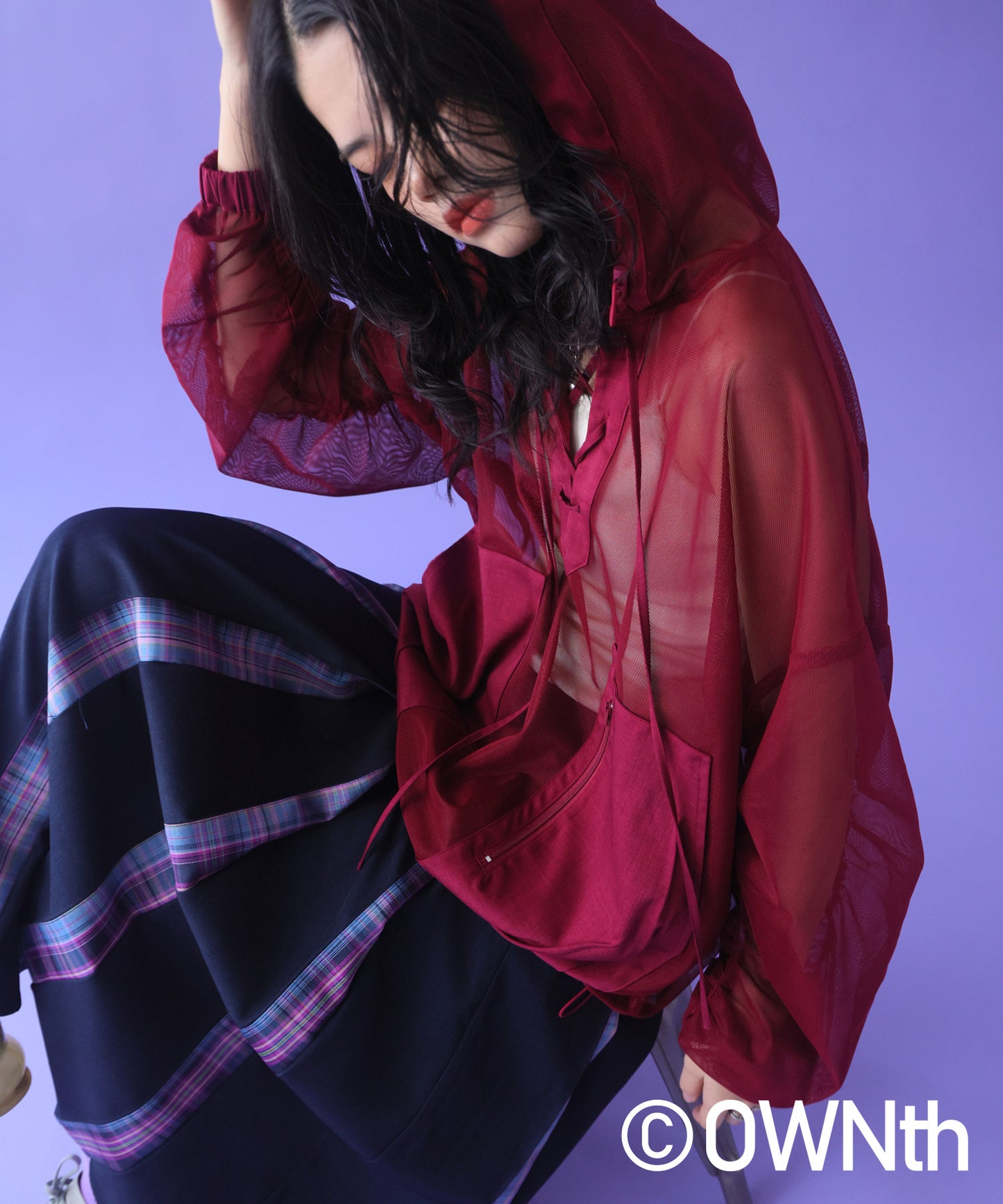 Gathered Sleeve Mesh Pullover Ladies