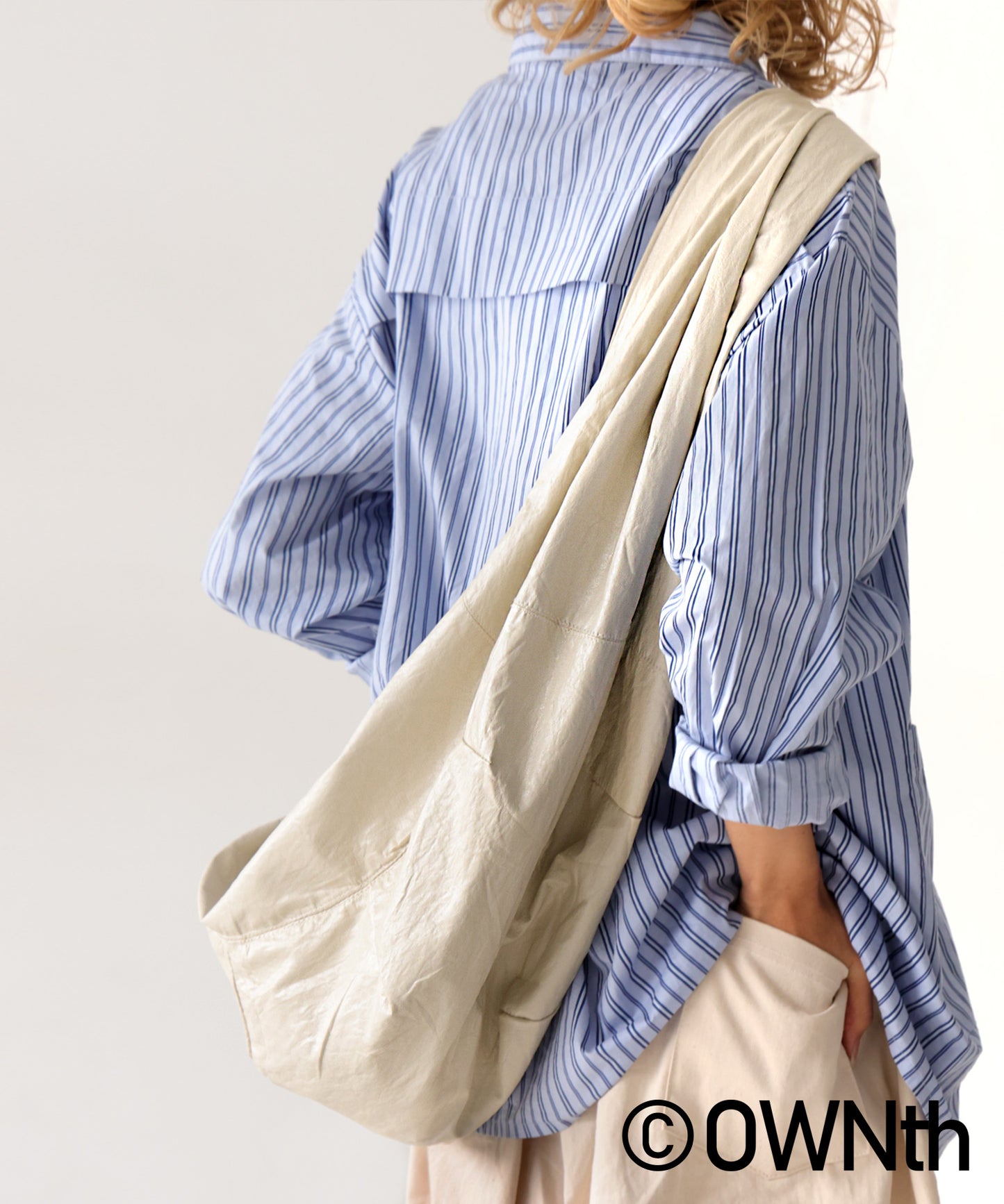 OWNth Unisex Faux Leather Round Shoulder Bag