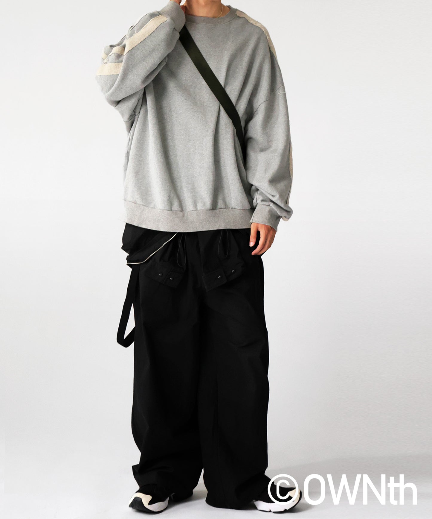 OWNth Color-Scheme Line Sweatshirt Men's