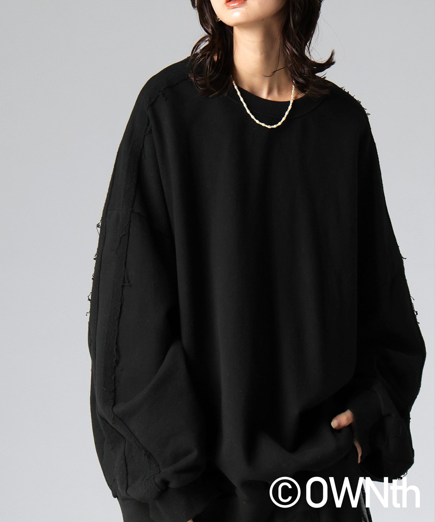 OWNth Color-Scheme Line Sweatshirt Ladies