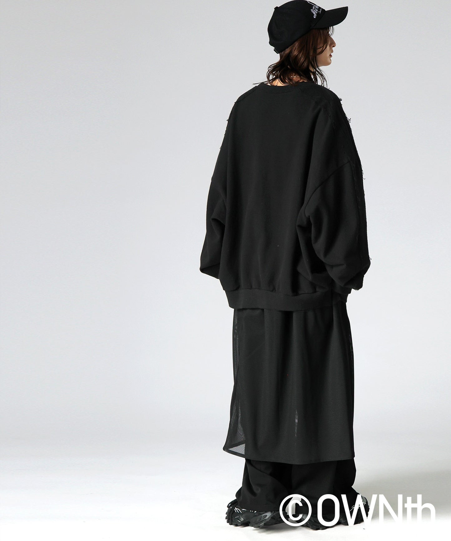 OWNth Color-Scheme Line Sweatshirt Ladies