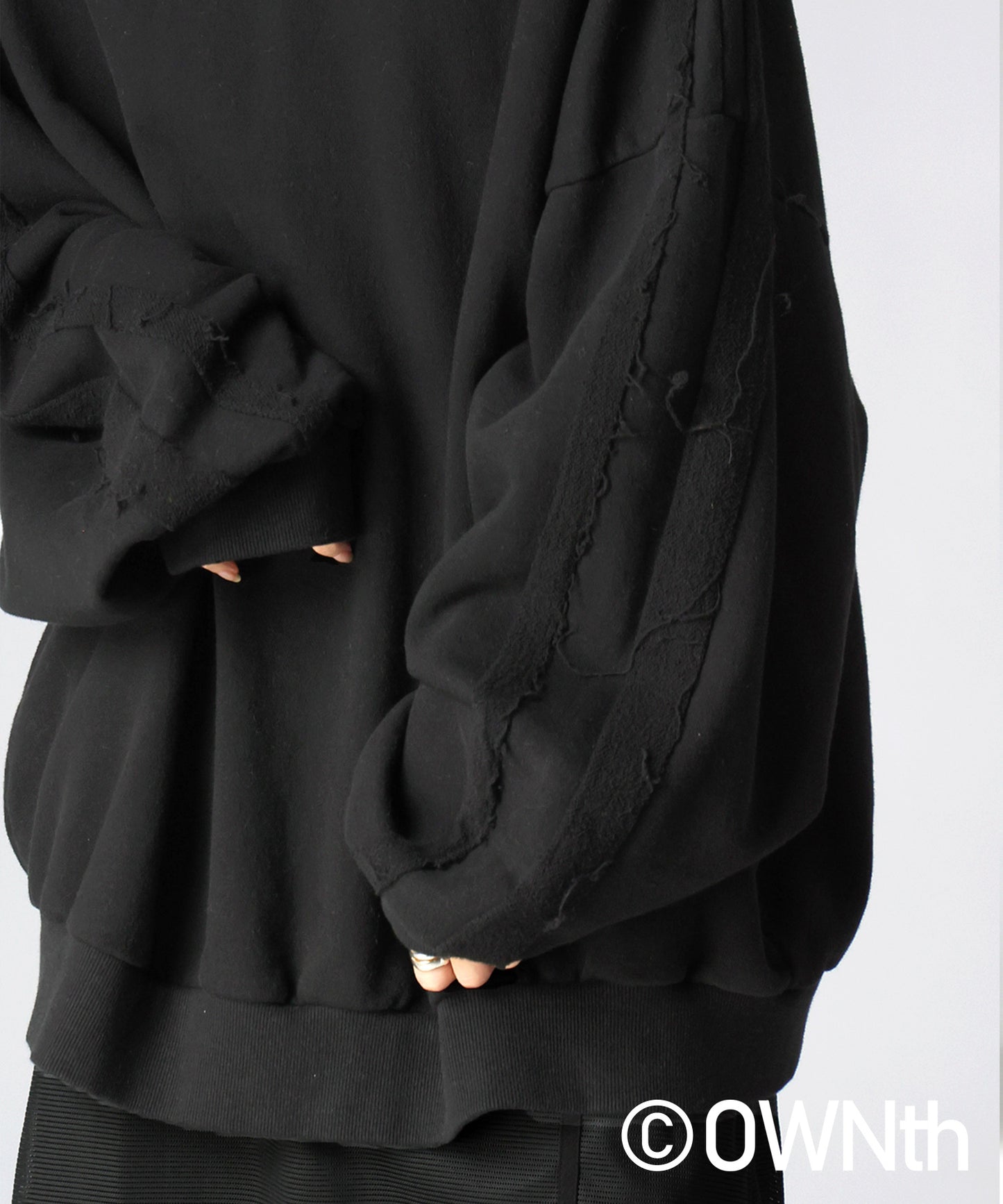 OWNth Color-Scheme Line Sweatshirt Ladies