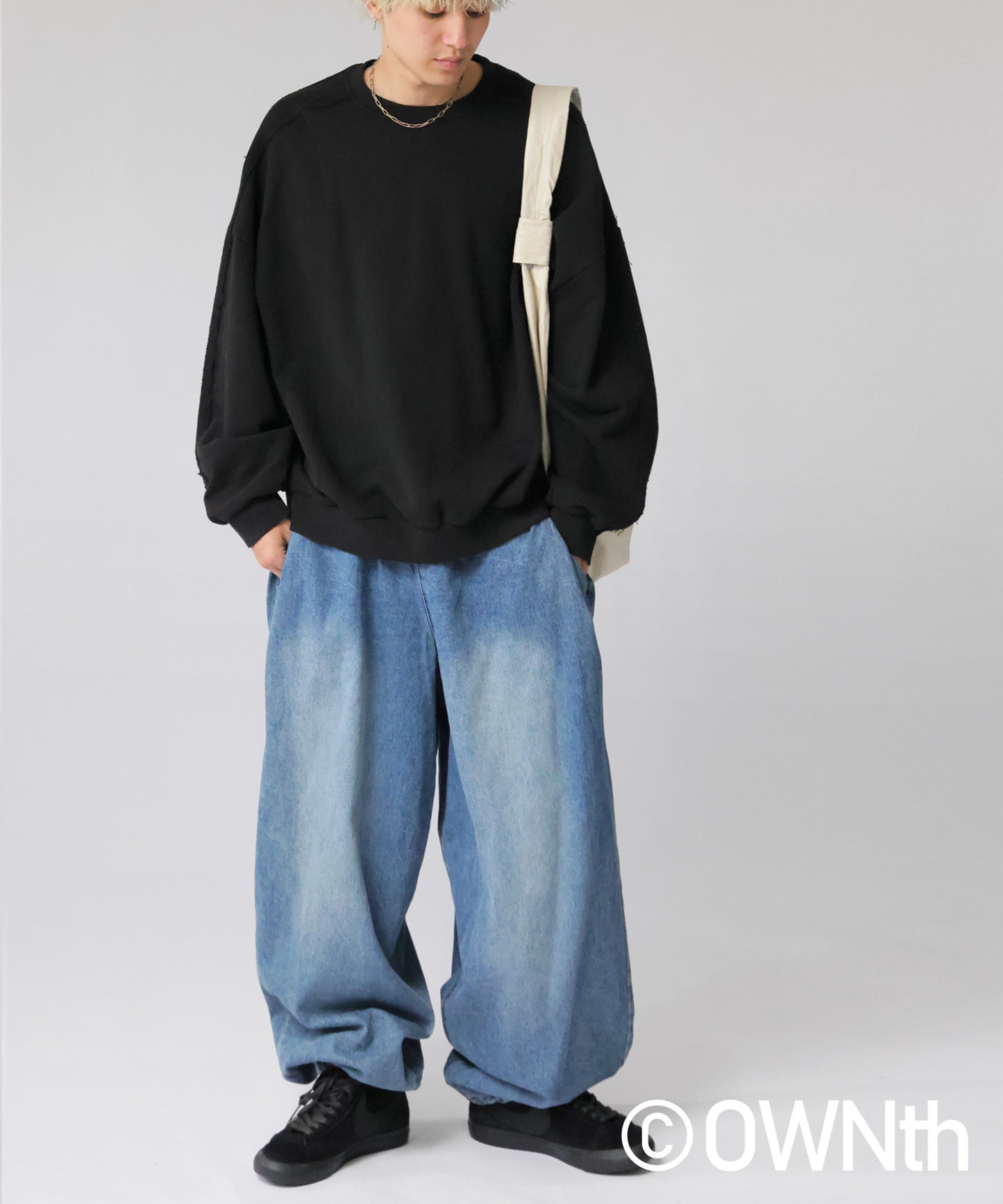 OWNth Color-Scheme Line Sweatshirt Men's