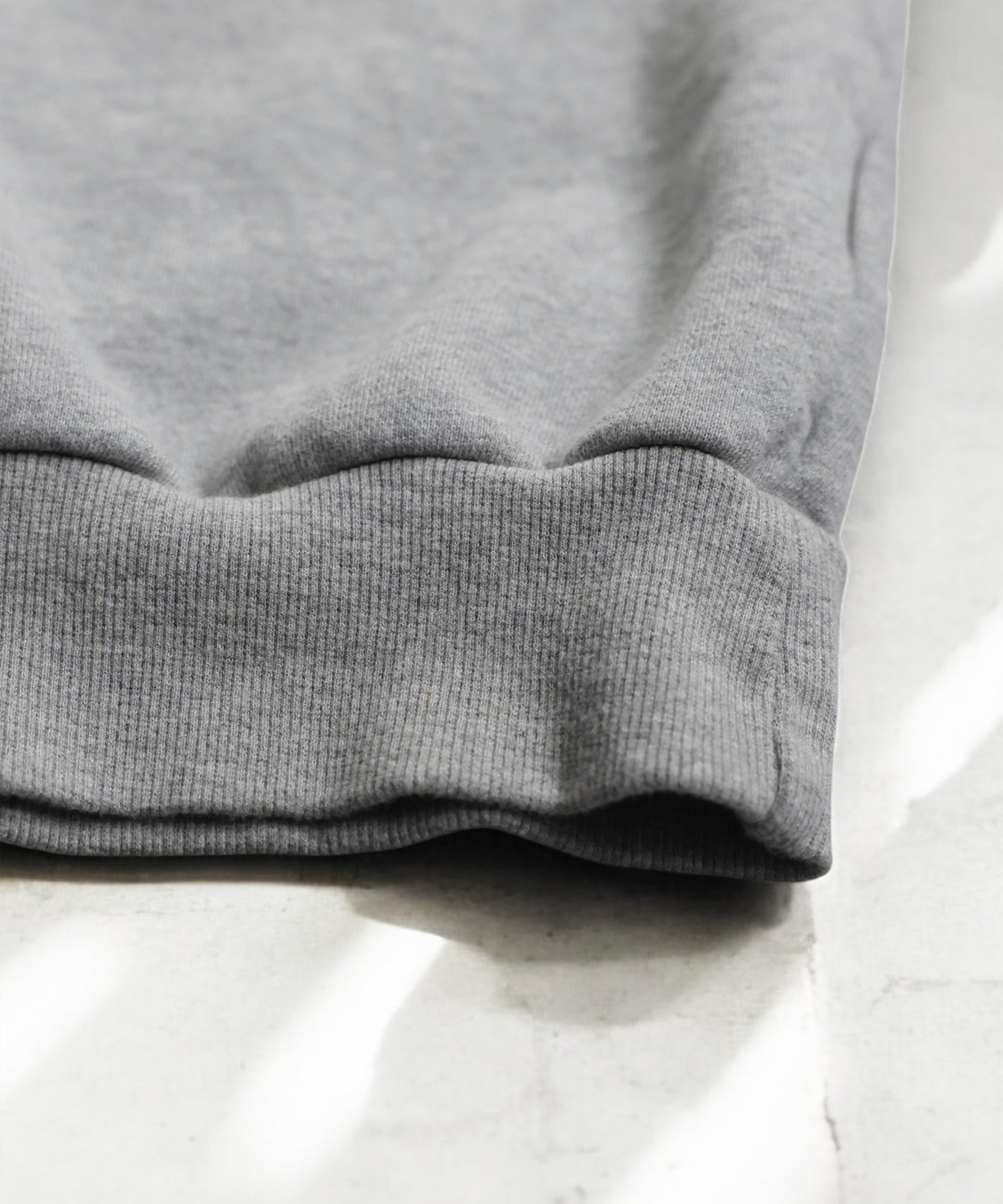 OWNth Color-Scheme Line Sweatshirt Ladies