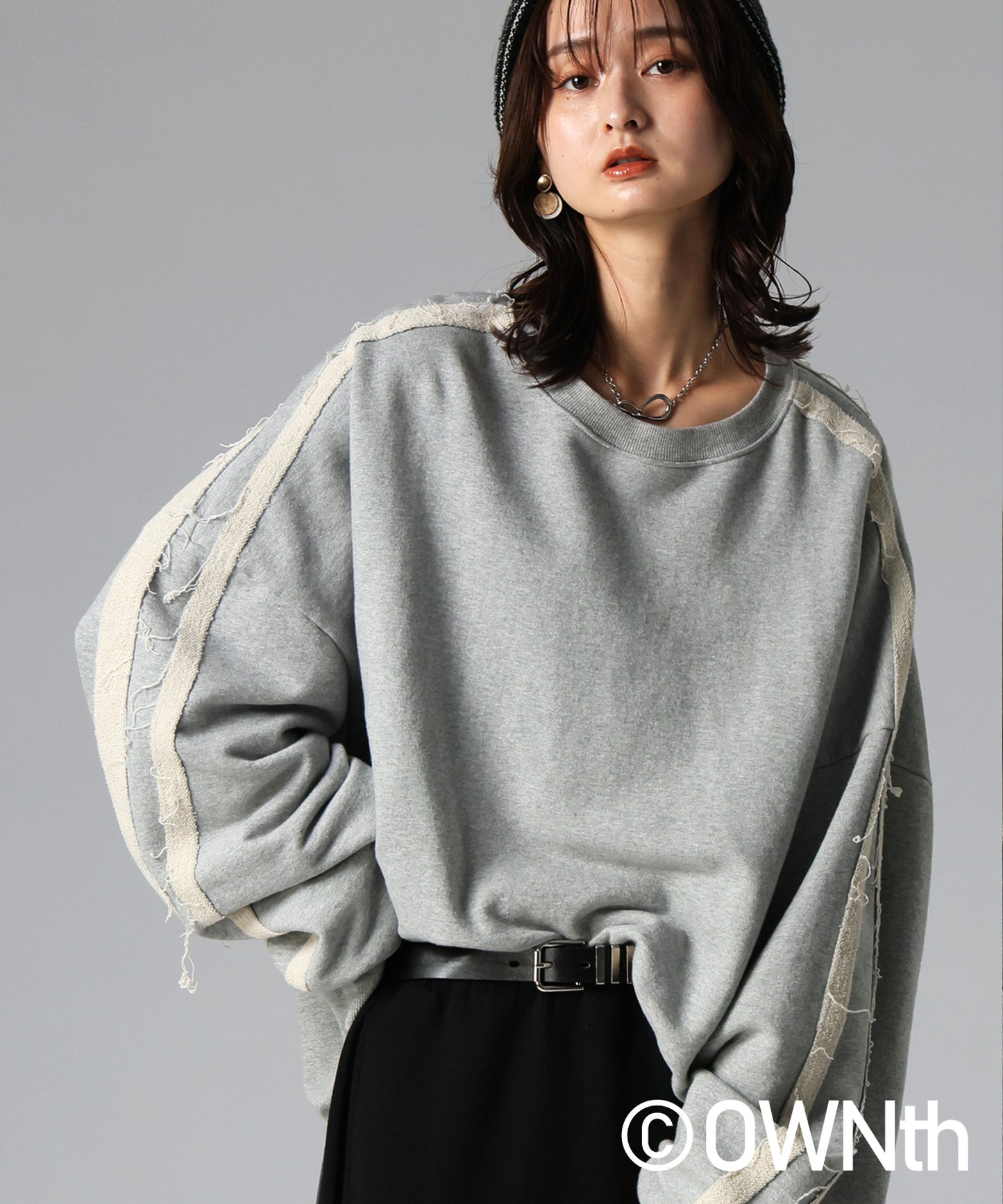 OWNth Color-Scheme Line Sweatshirt Ladies