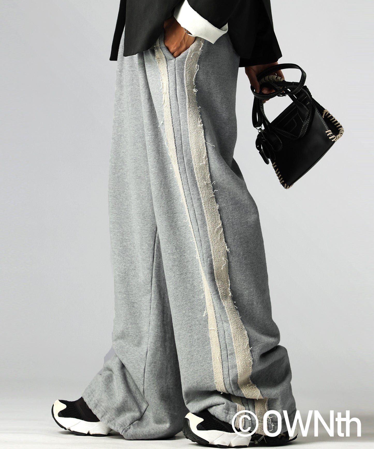 OWNth Side-Lined Fleece Sweatpants Ladies